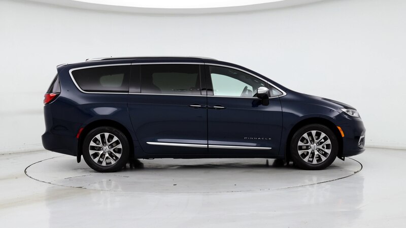 2023 Chrysler Pacifica Hybrid Pinnacle 7