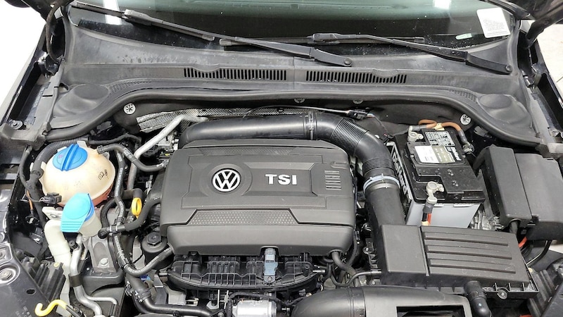 2017 Volkswagen Jetta SEL 19