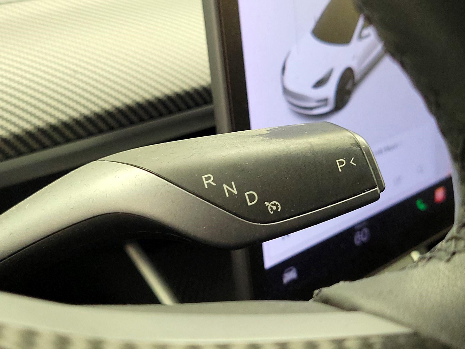 Thumbnail: 2020 Tesla Model 3 - 17