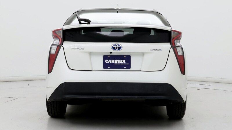 2016 Toyota Prius Three 6