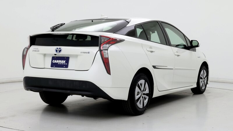 2016 Toyota Prius Three 8