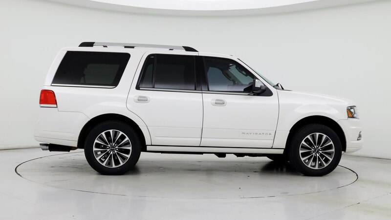 2015 Lincoln Navigator  7