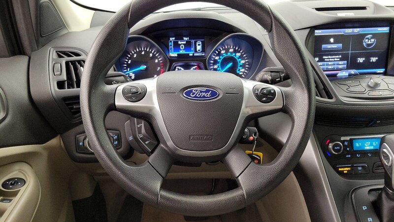 2015 Ford Escape SE 10