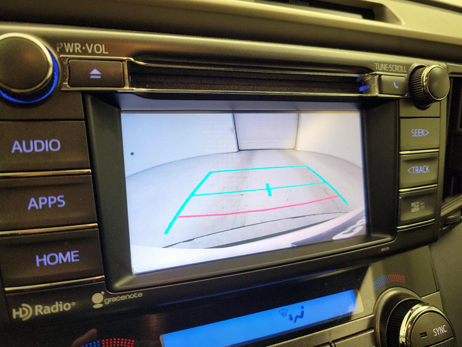 Thumbnail: 2015 Toyota RAV4 - 13