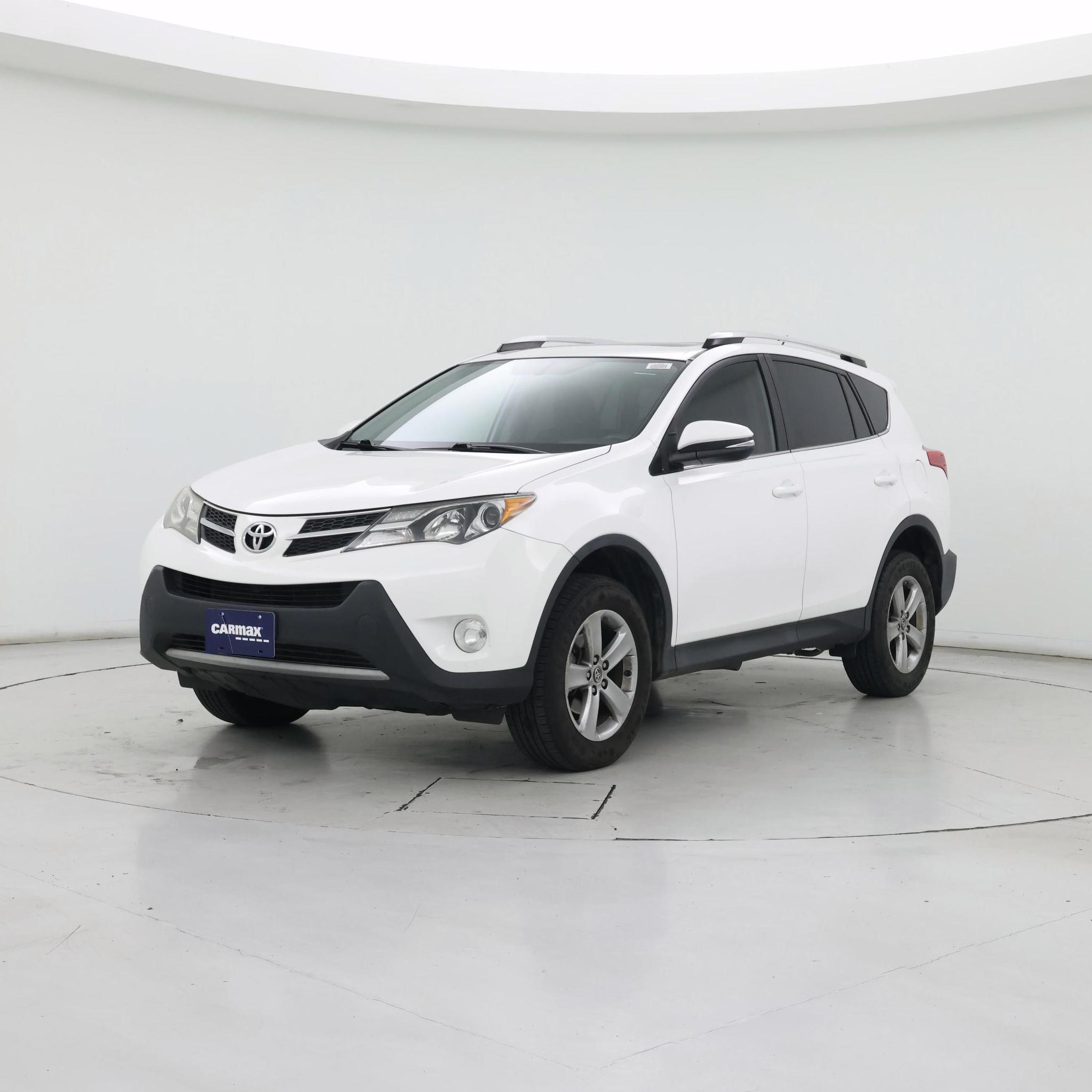 Thumbnail: 2015 Toyota RAV4 - 4