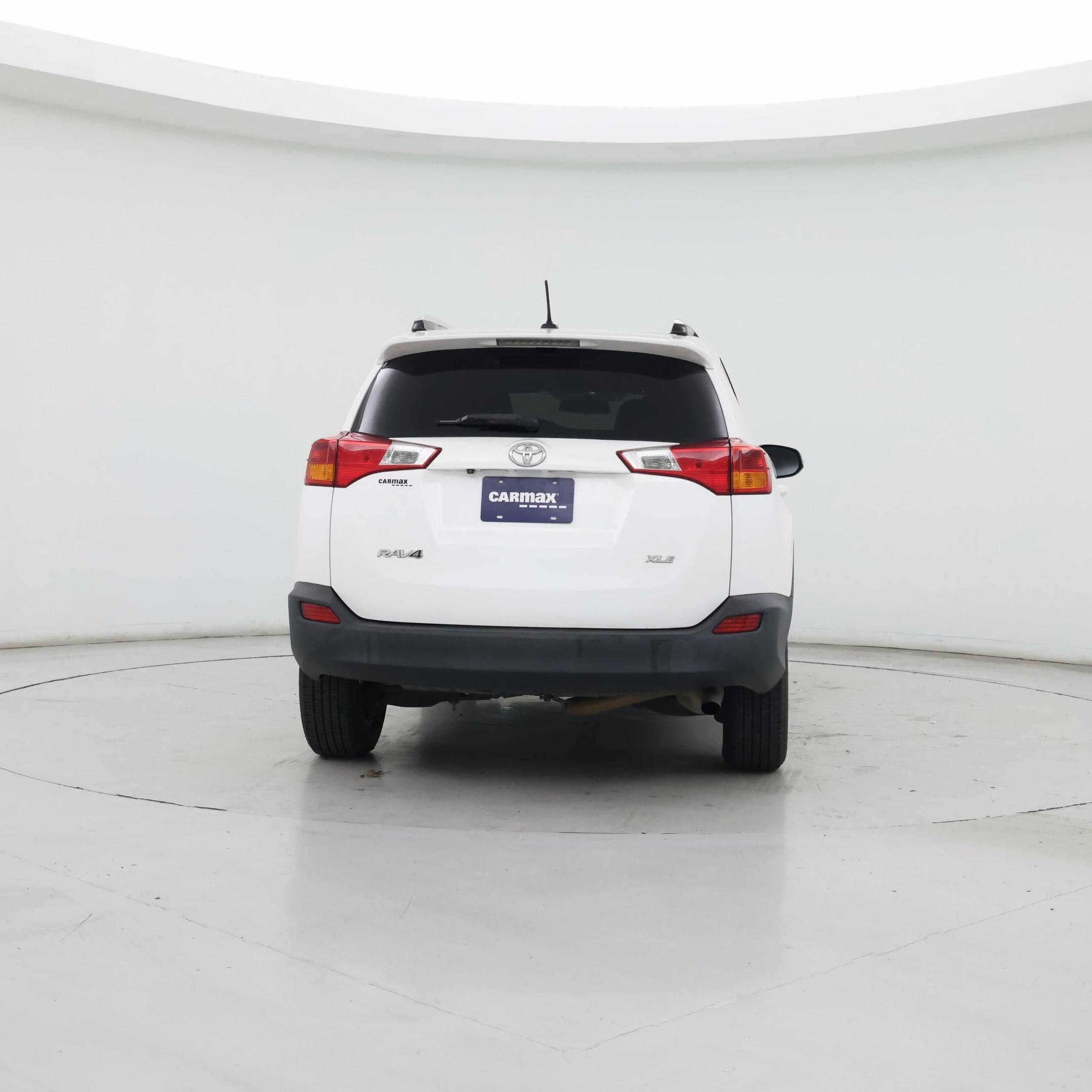 Thumbnail: 2015 Toyota RAV4 - 6