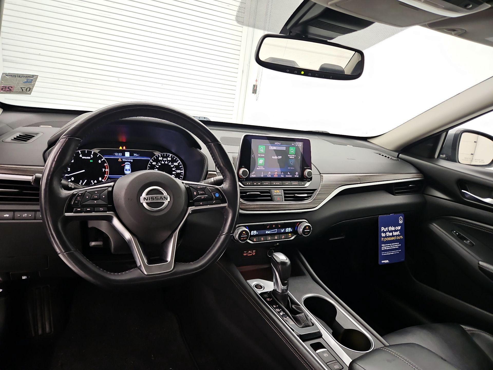 Thumbnail: 2019 Nissan Altima - 9