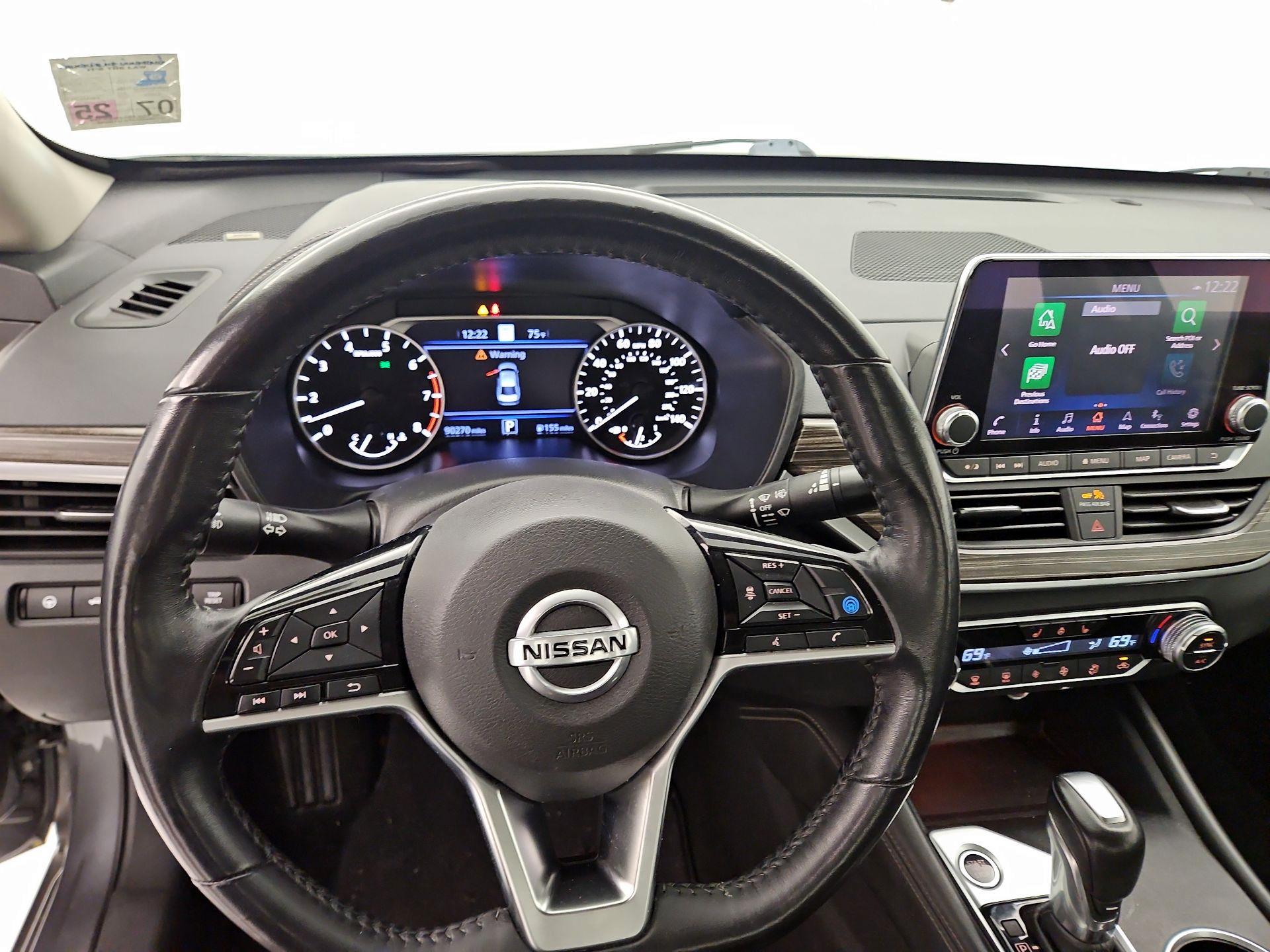 Thumbnail: 2019 Nissan Altima - 10