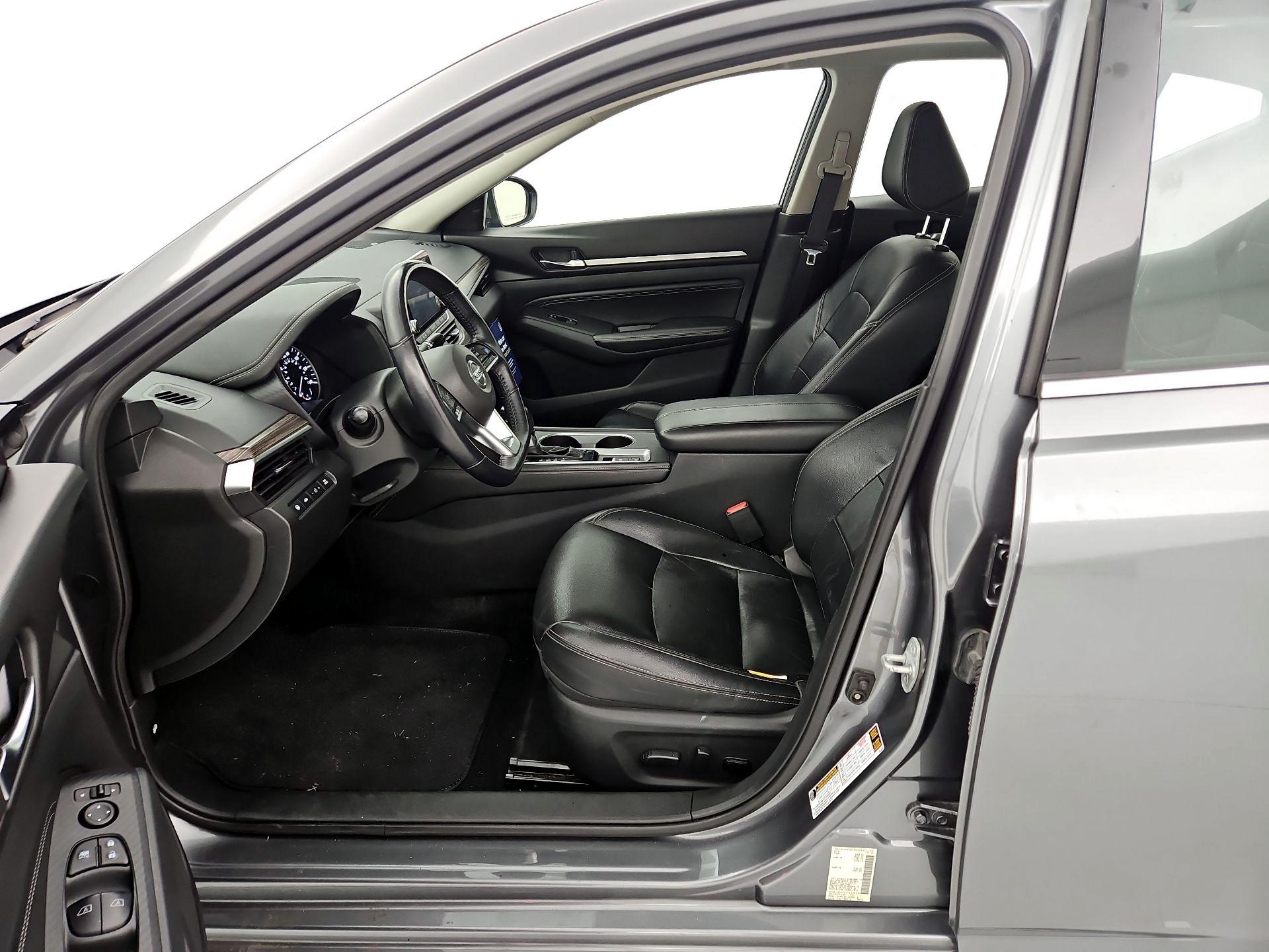 Thumbnail: 2019 Nissan Altima - 11