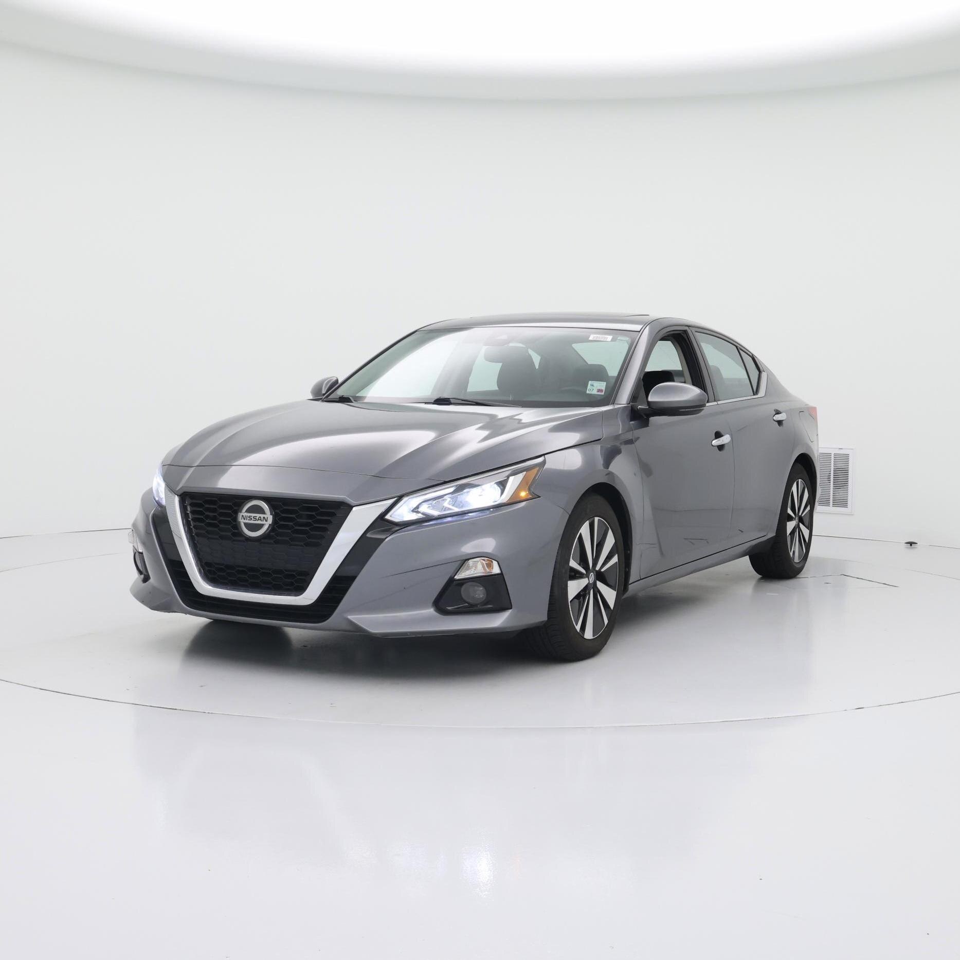 Thumbnail: 2019 Nissan Altima - 4