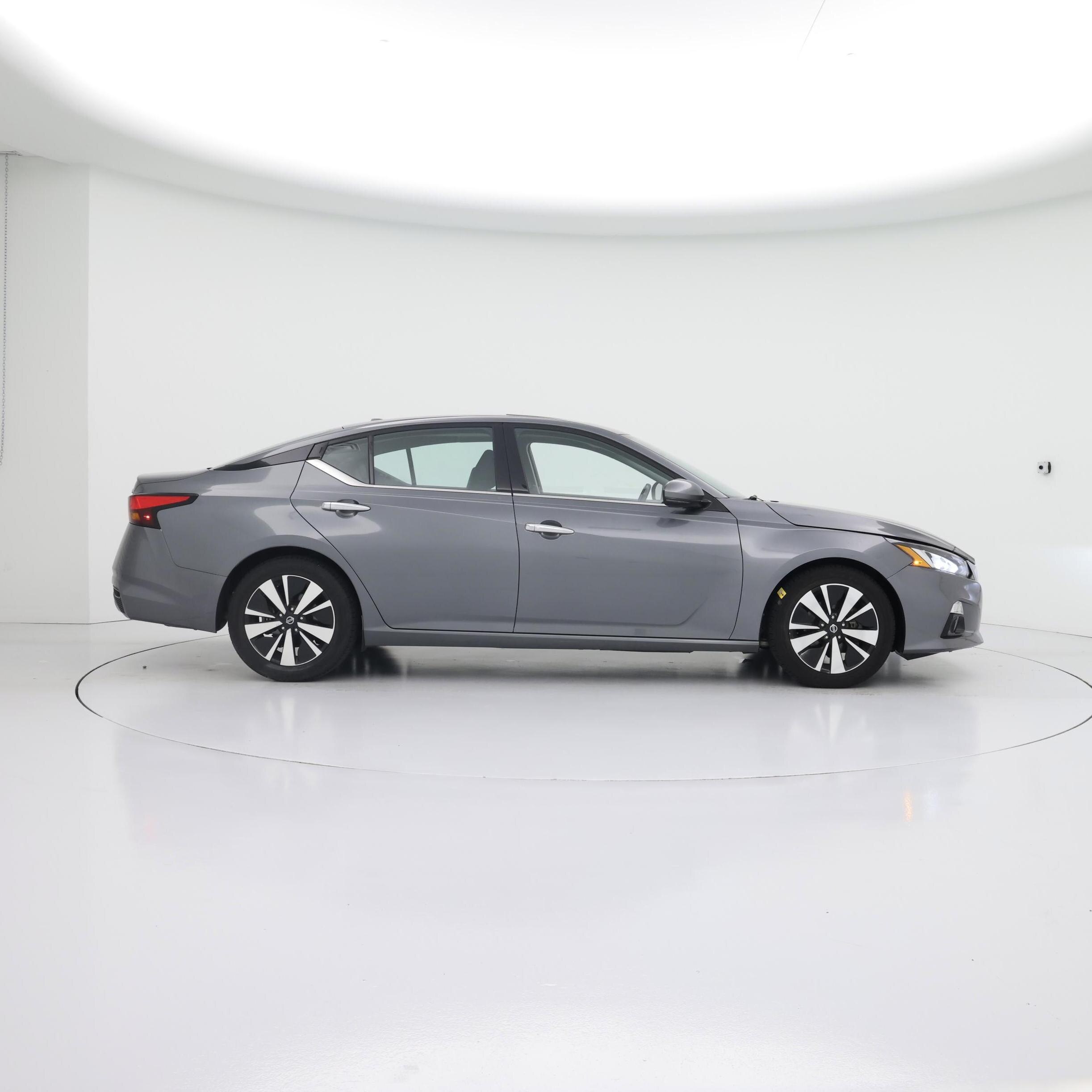 Thumbnail: 2019 Nissan Altima - 7