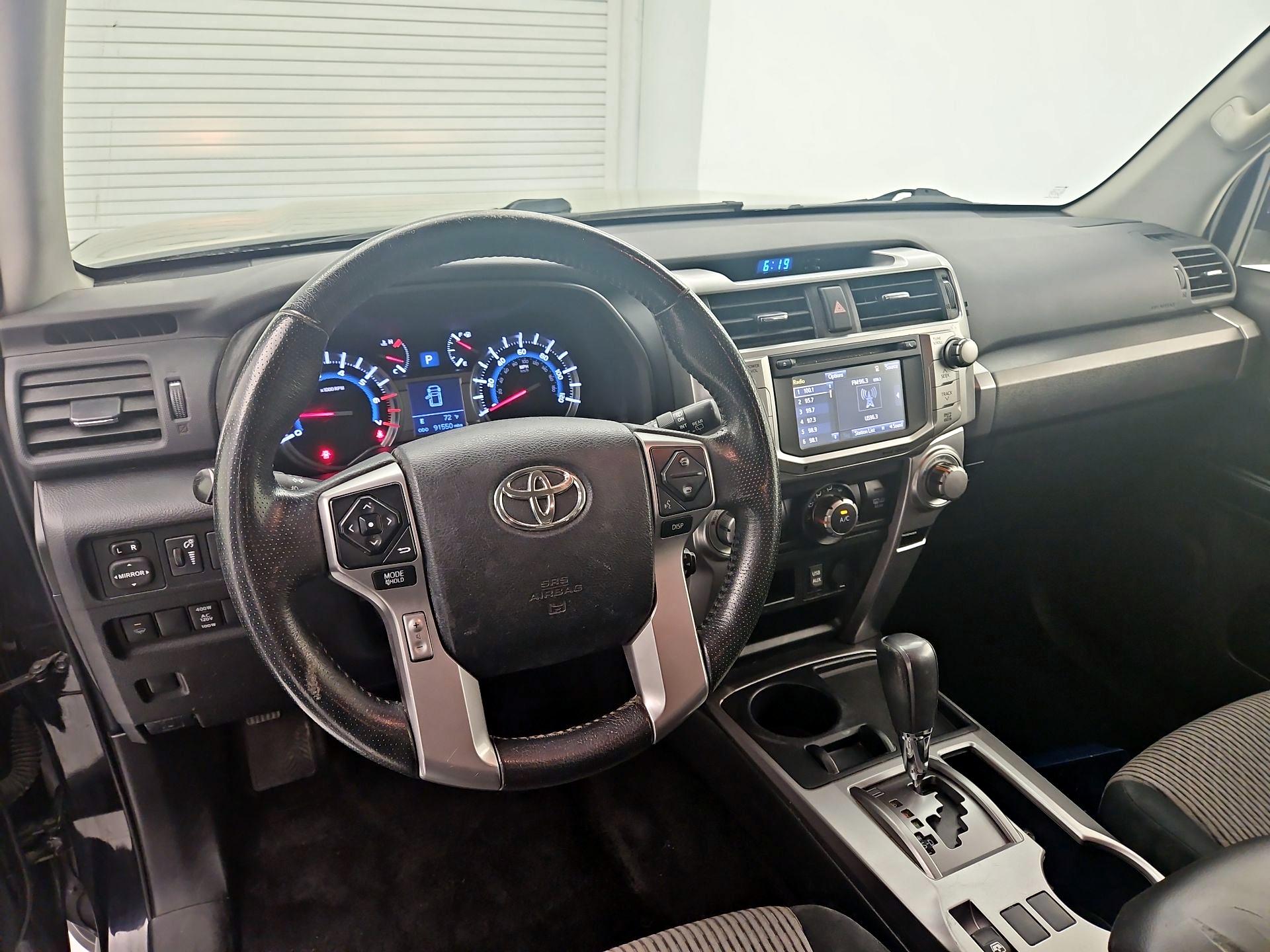 Thumbnail: 2016 Toyota 4Runner - 9