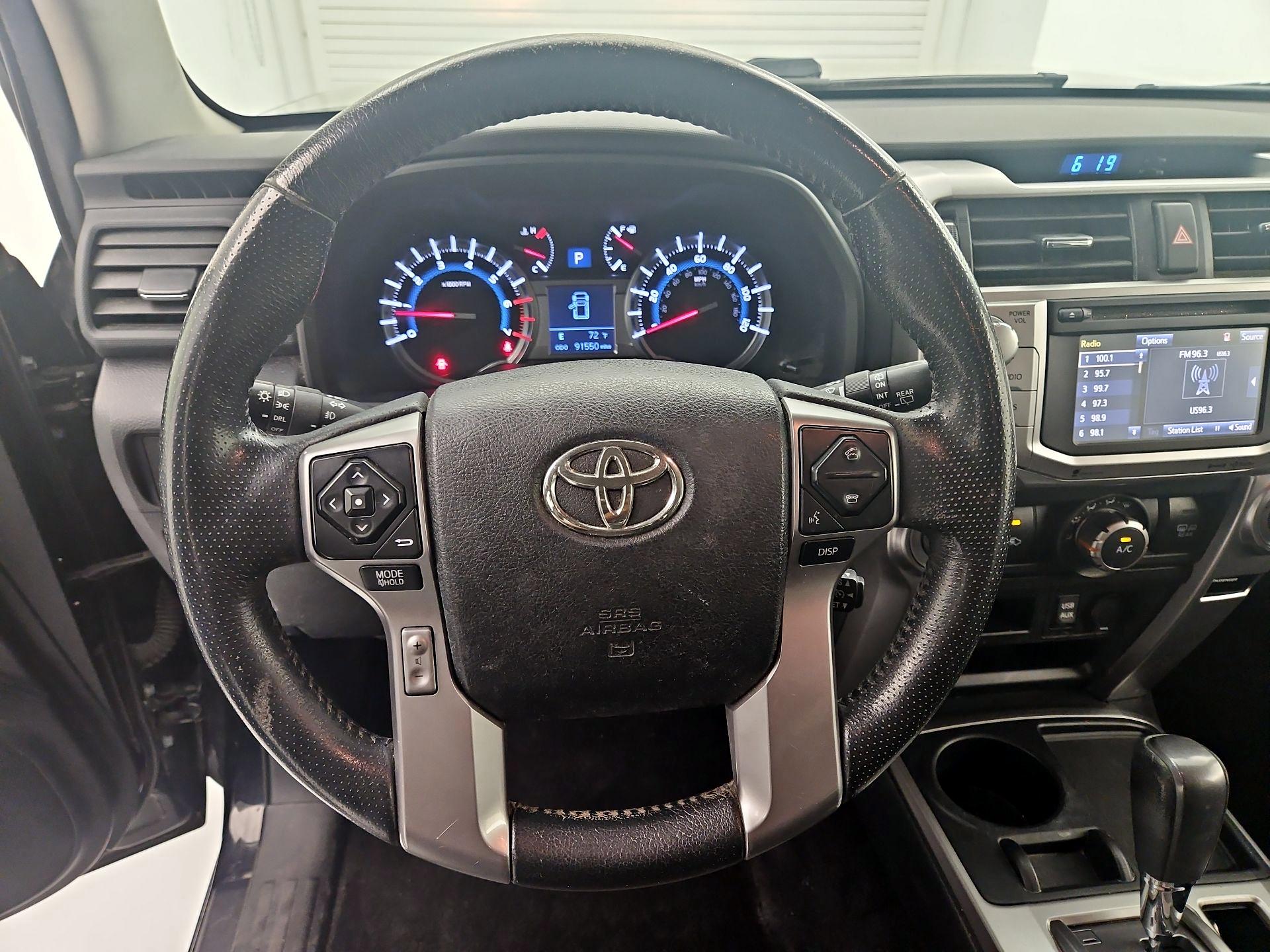Thumbnail: 2016 Toyota 4Runner - 10
