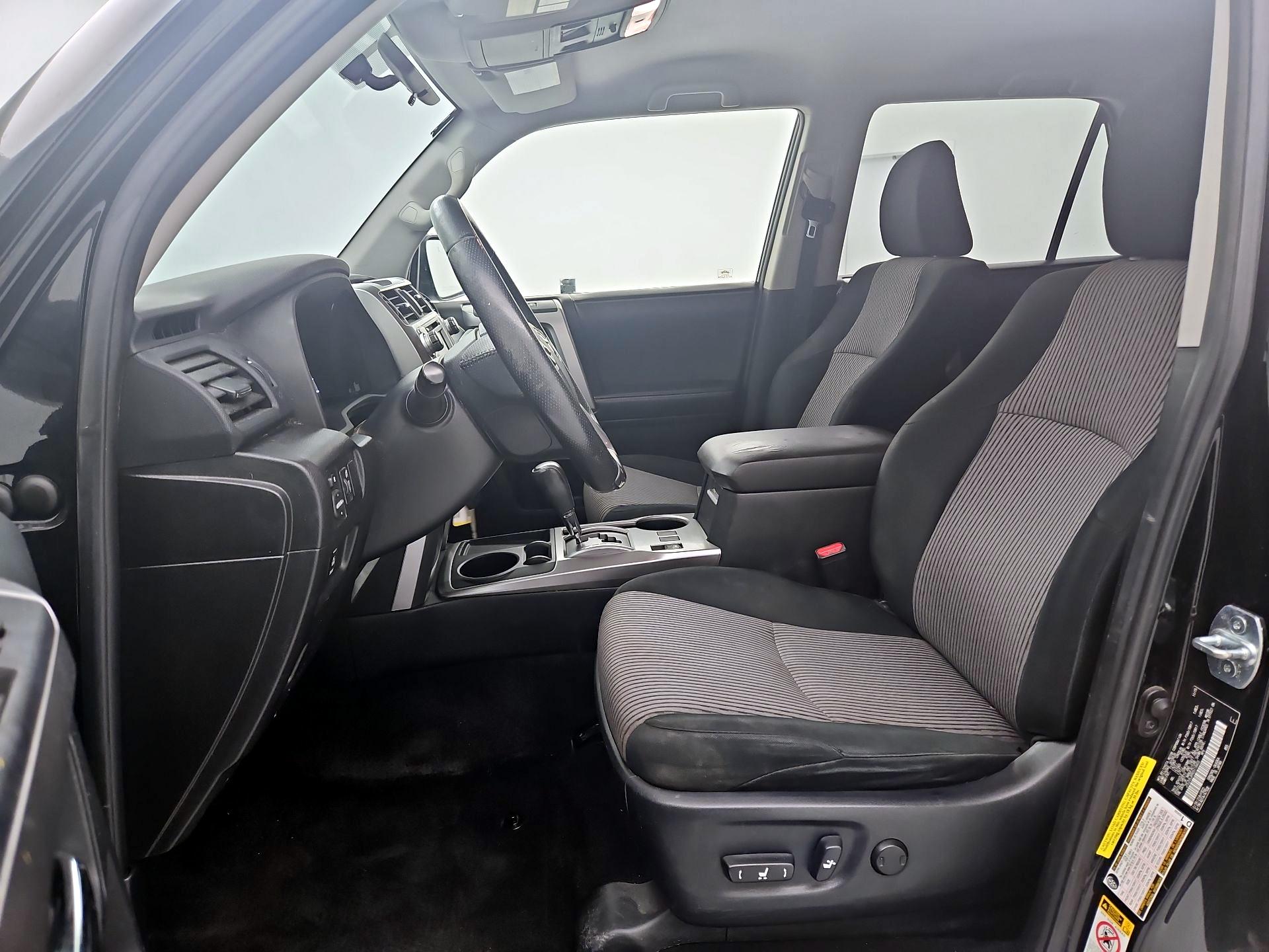 Thumbnail: 2016 Toyota 4Runner - 11