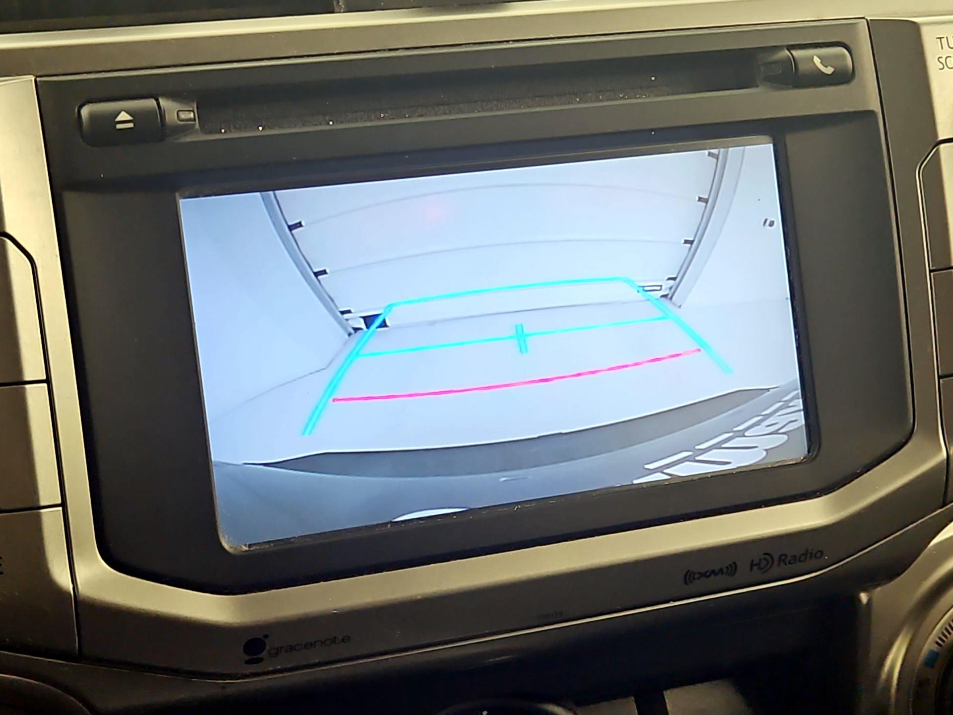 Thumbnail: 2016 Toyota 4Runner - 14