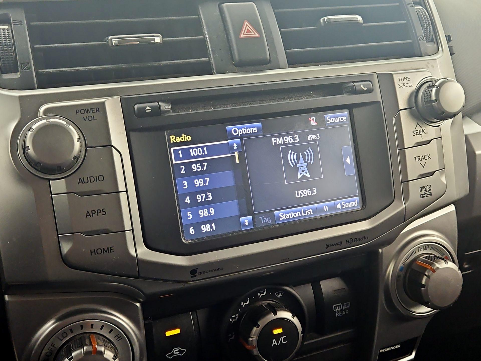 Thumbnail: 2016 Toyota 4Runner - 15