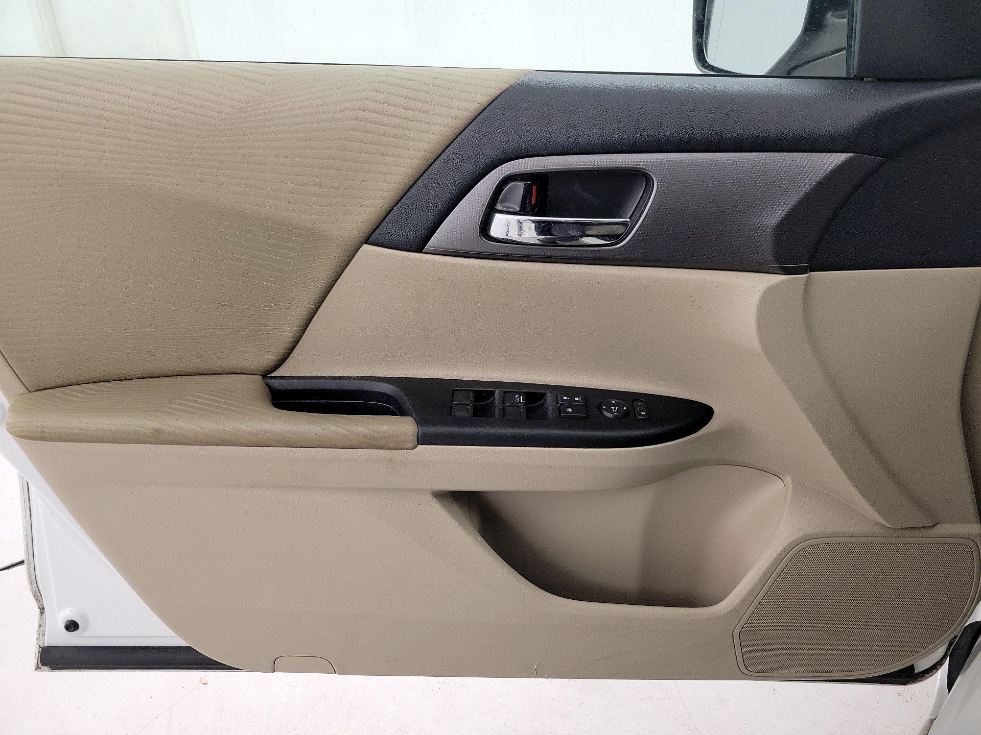 Thumbnail: 2014 Honda Accord - 12