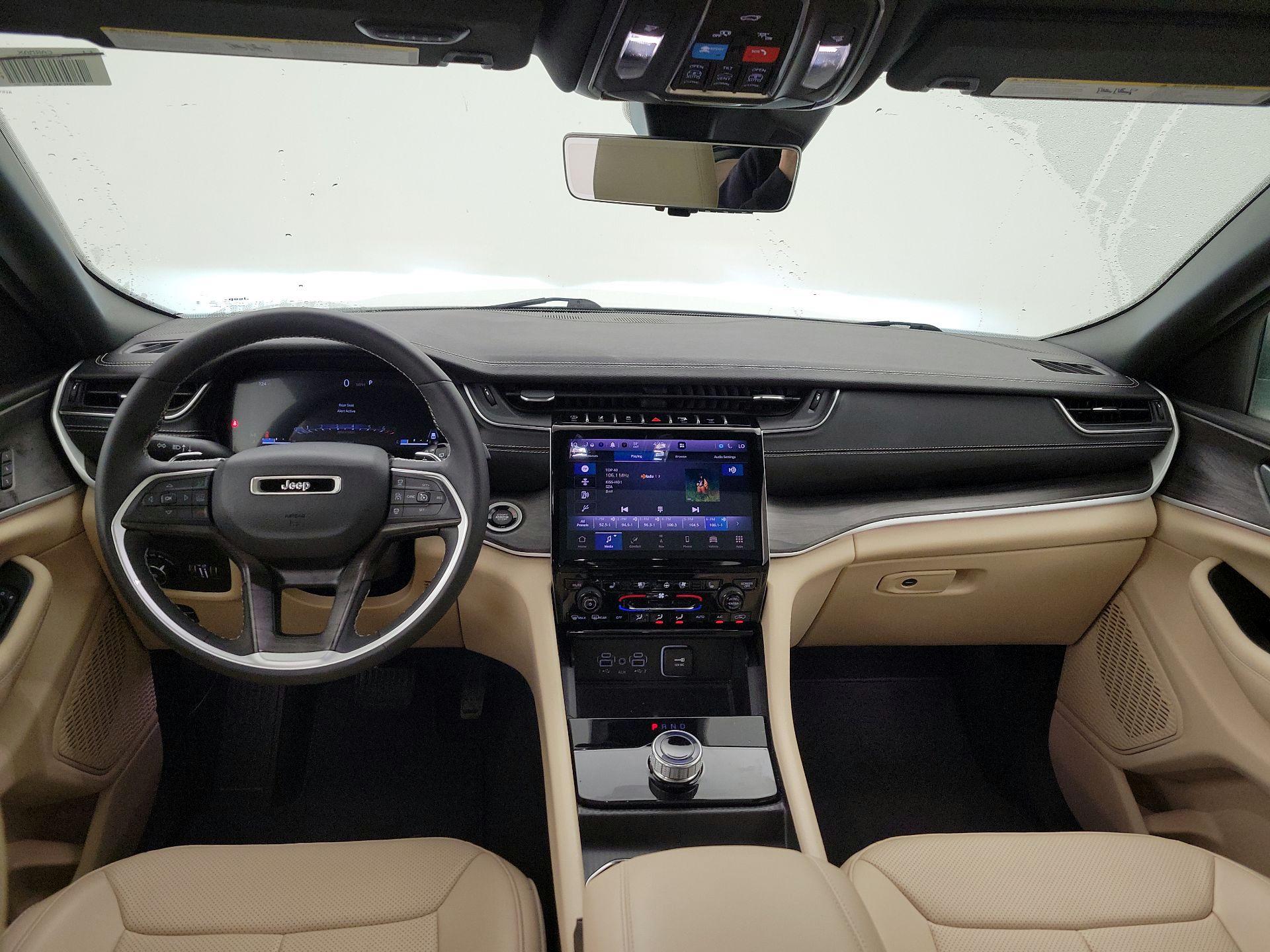 Thumbnail: 2023 Jeep Grand Cherokee - 9
