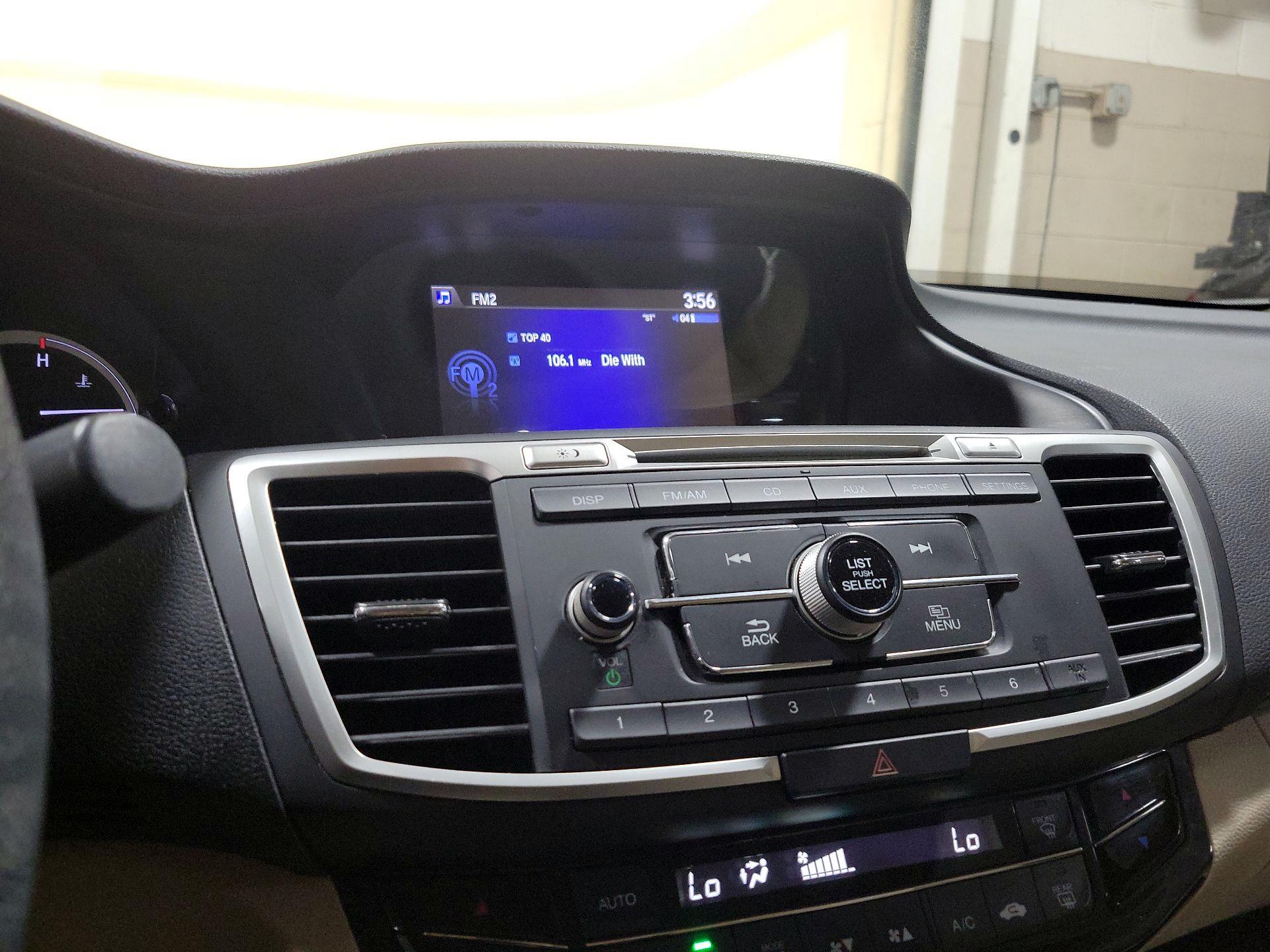 Thumbnail: 2017 Honda Accord - 15