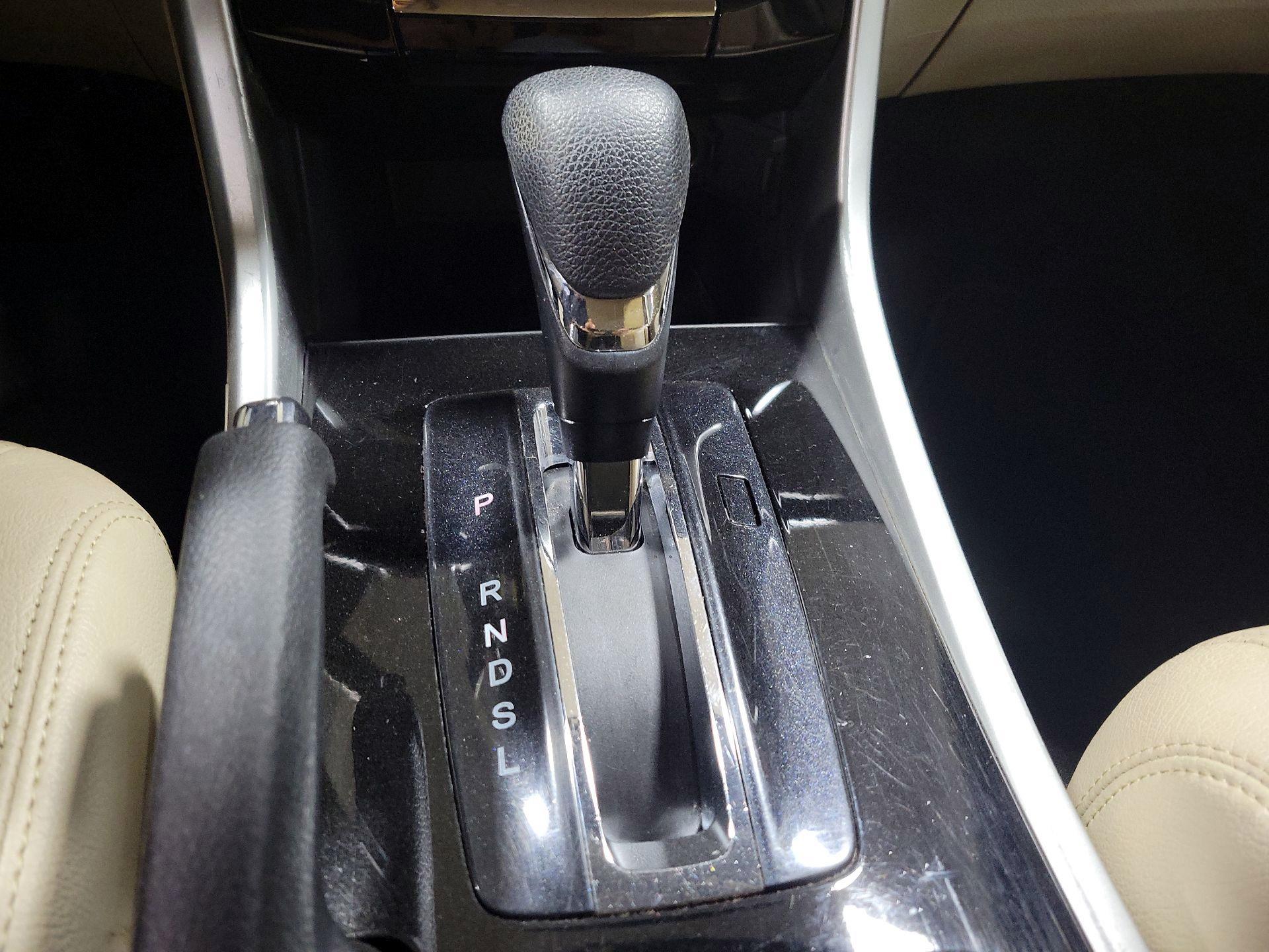 Thumbnail: 2017 Honda Accord - 17