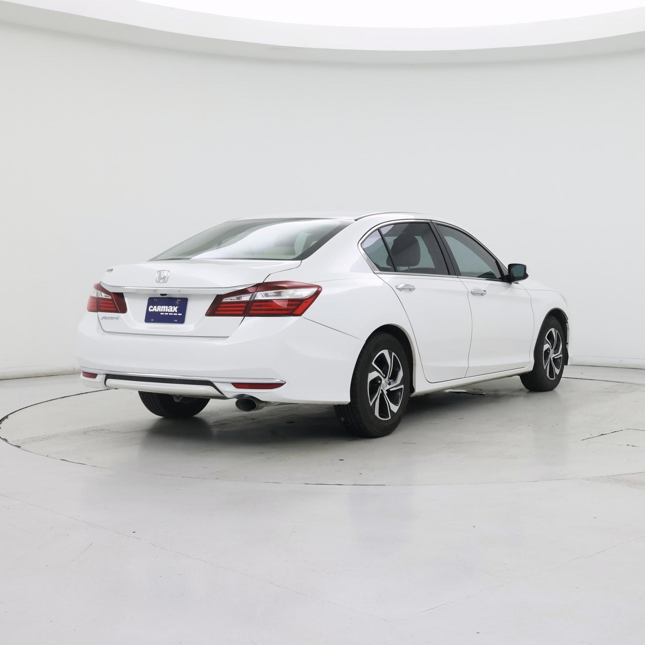 Thumbnail: 2017 Honda Accord - 8