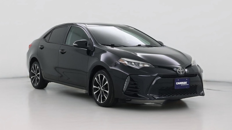 2017 Toyota Corolla SE Hero Image