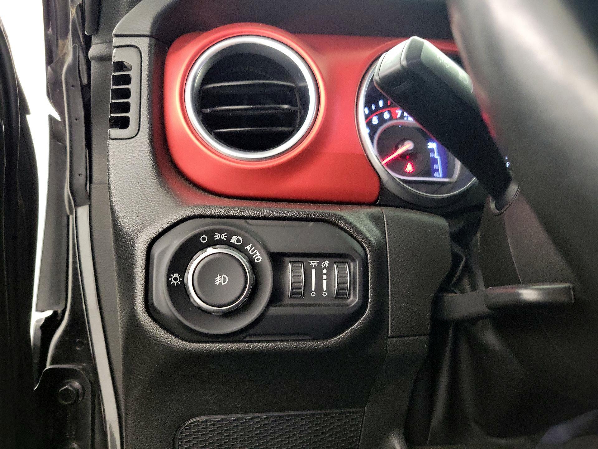Thumbnail: 2022 Jeep Wrangler - 13