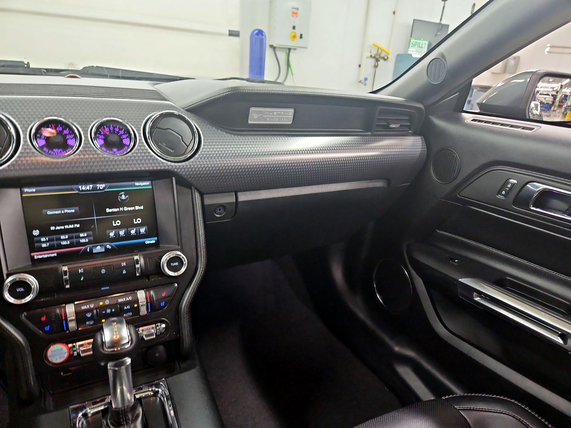 Thumbnail: 2015 Ford Mustang - 9