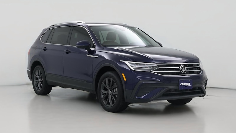 2022 Volkswagen Tiguan SE Hero Image