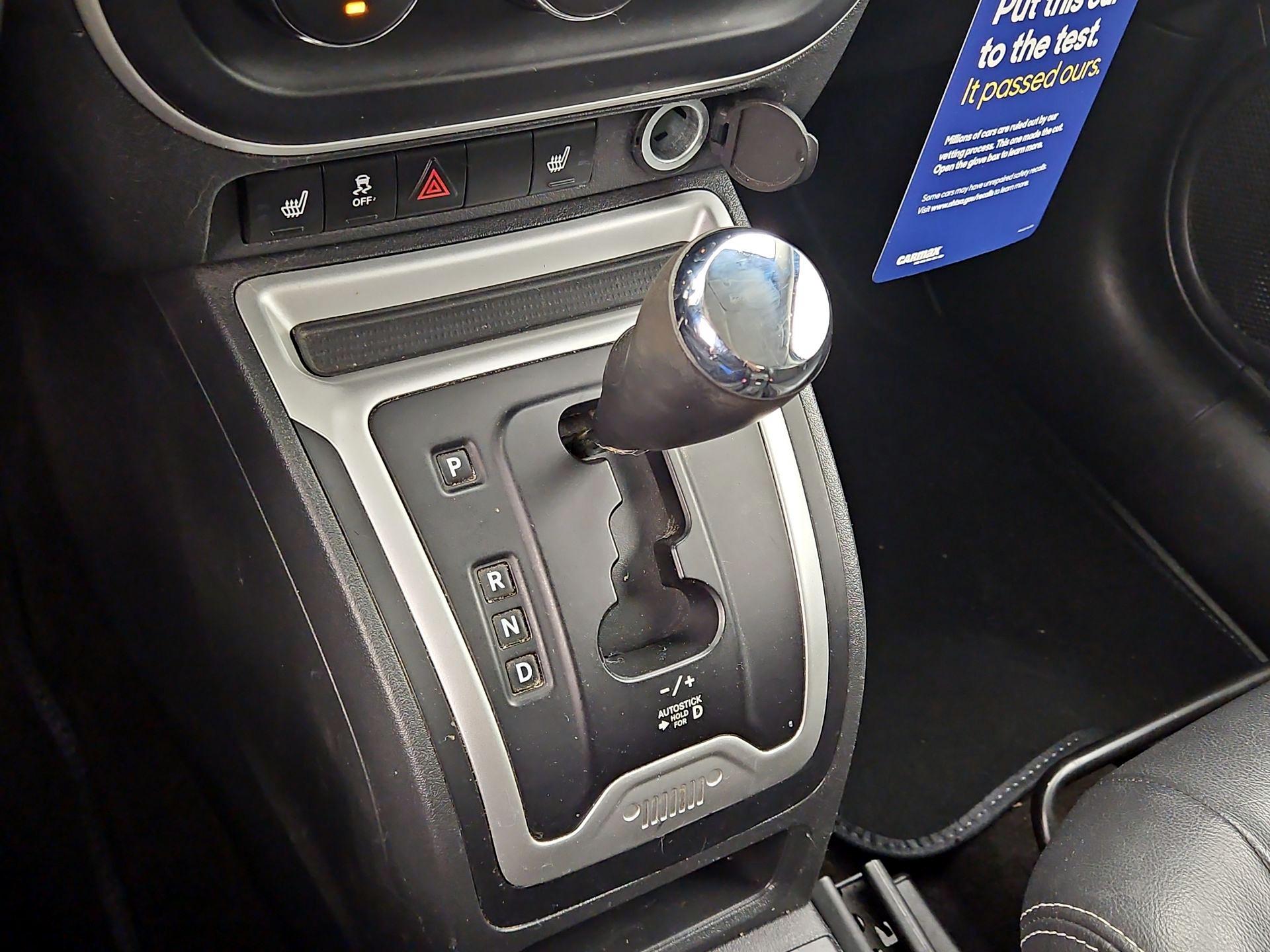 Thumbnail: 2016 Jeep Compass - 15
