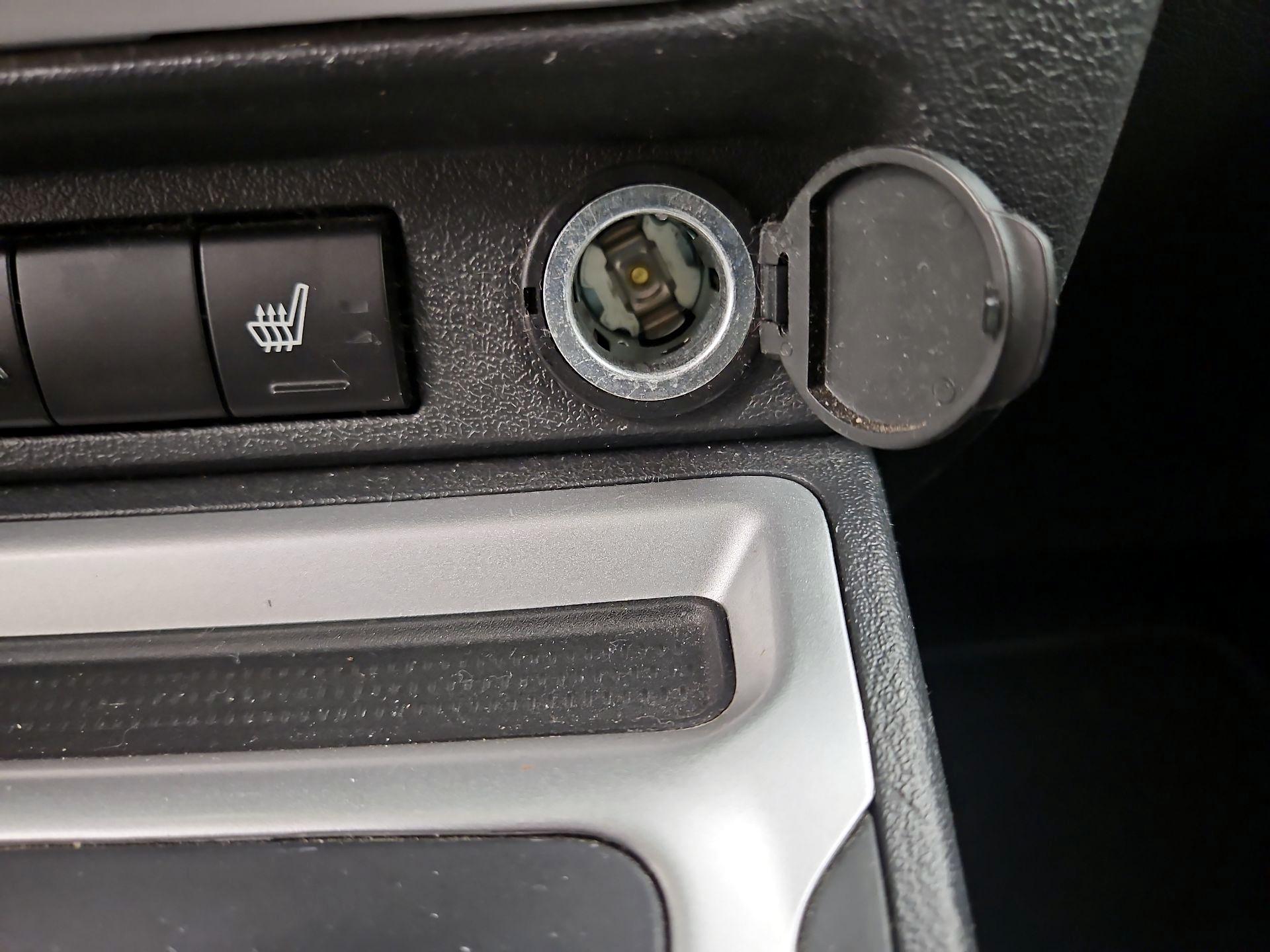 Thumbnail: 2016 Jeep Compass - 16