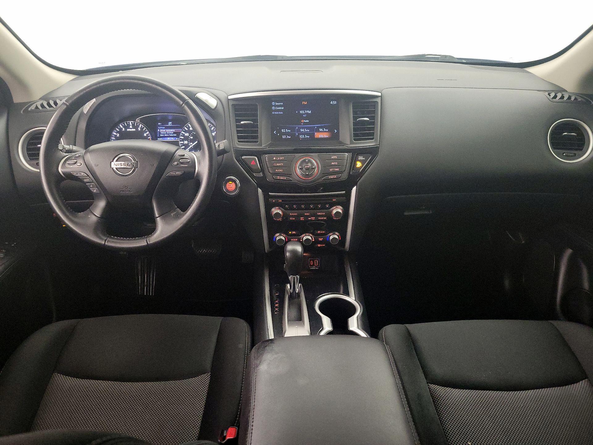 Thumbnail: 2020 Nissan Pathfinder - 9