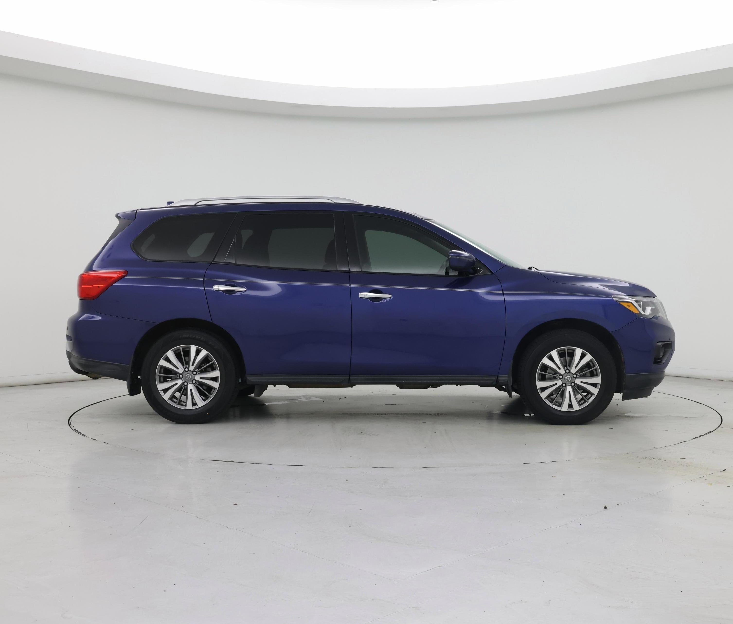 Thumbnail: 2020 Nissan Pathfinder - 7