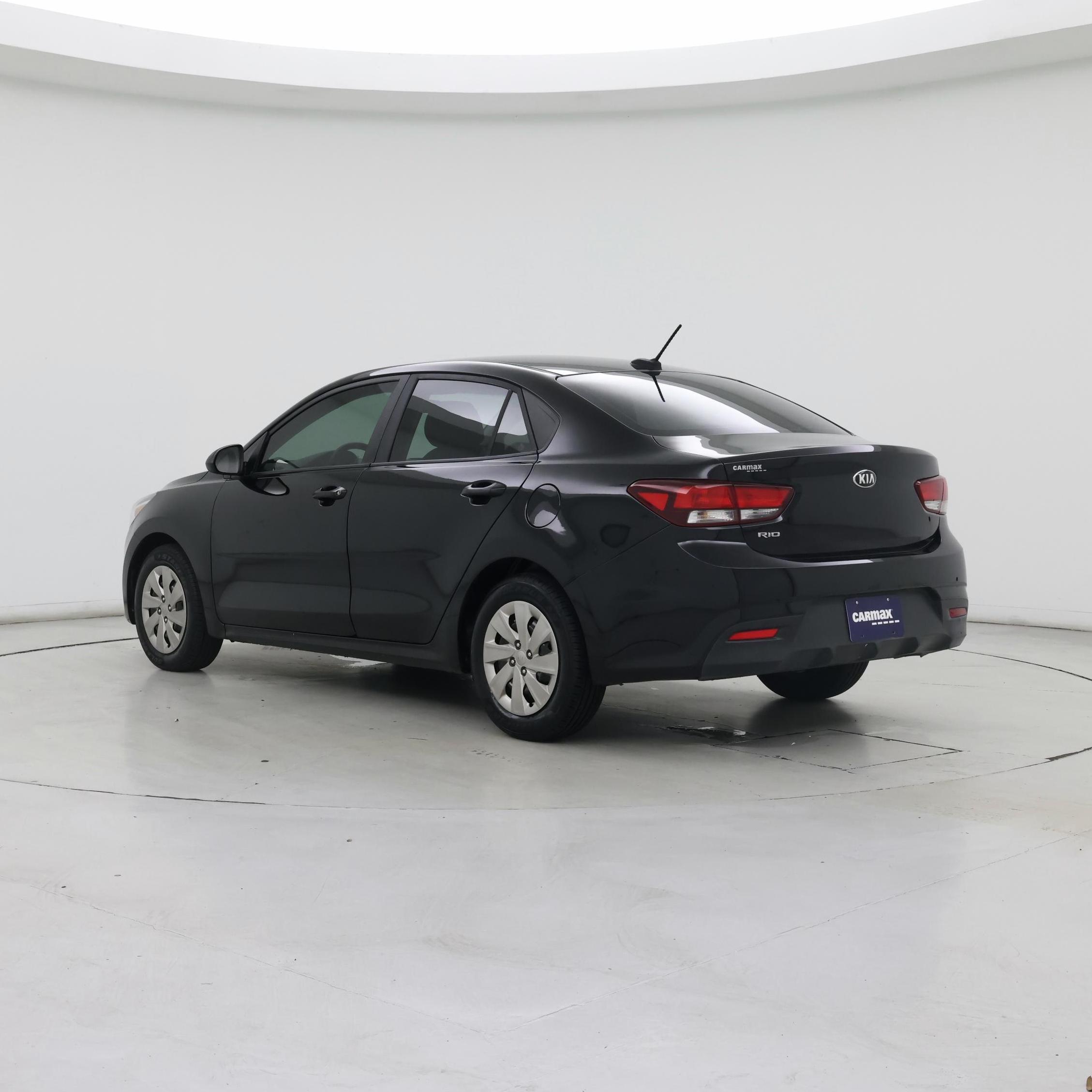 Thumbnail: 2018 Kia Rio - 2