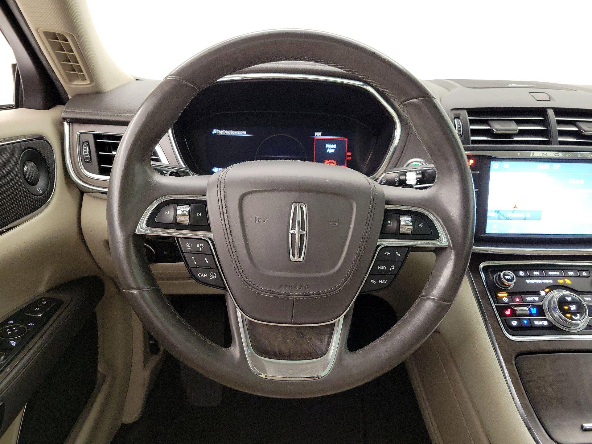 Thumbnail: 2018 Lincoln Continental - 10
