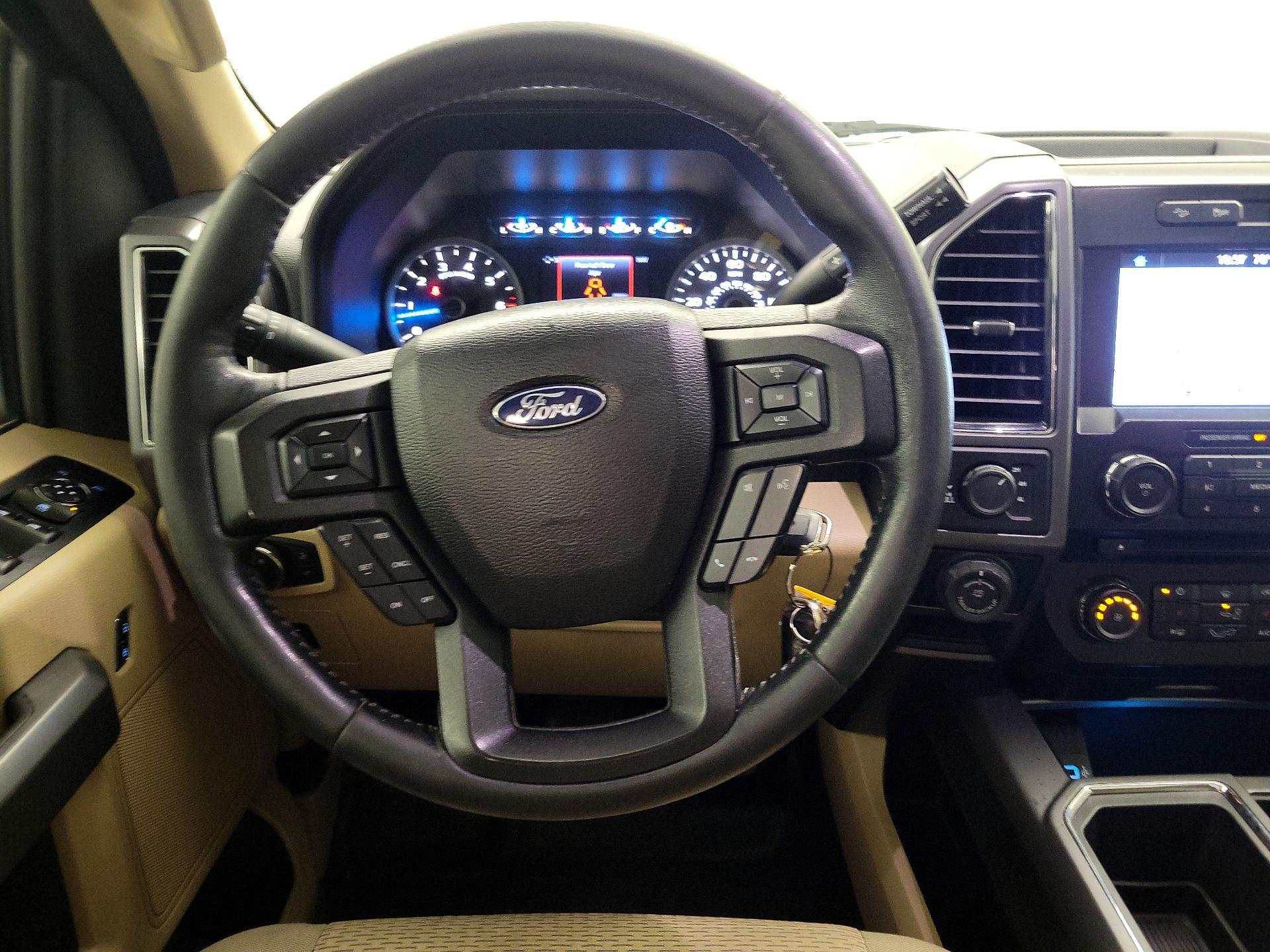 Thumbnail: 2017 Ford F-150 - 10