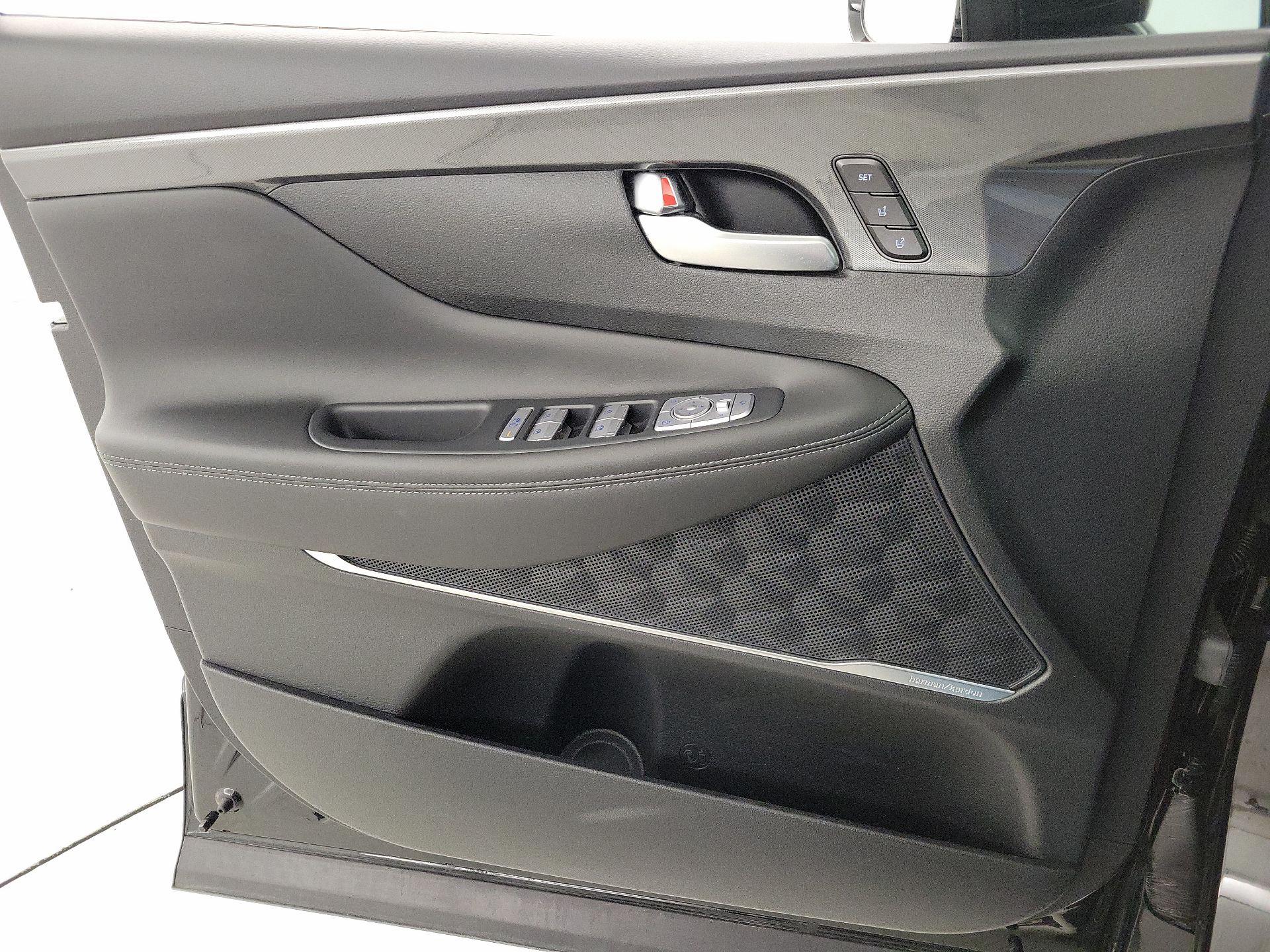 Thumbnail: 2023 Hyundai Santa Fe - 12