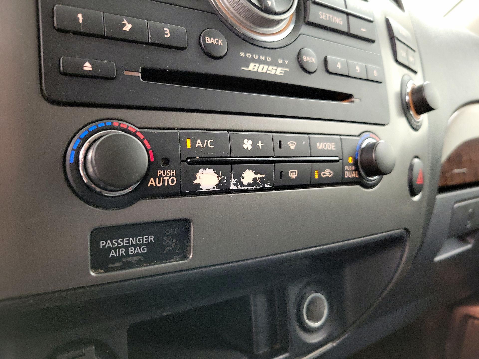 Thumbnail: 2015 Nissan Armada - 16