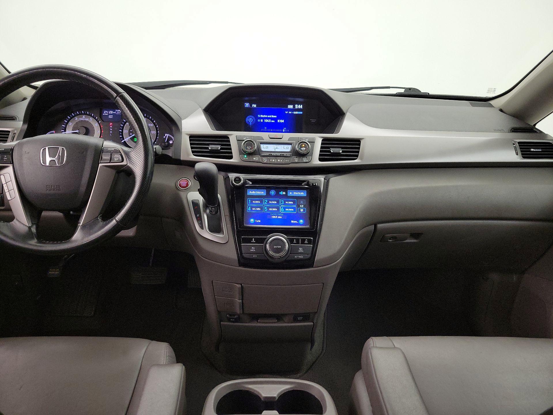 Thumbnail: 2016 Honda Odyssey - 9
