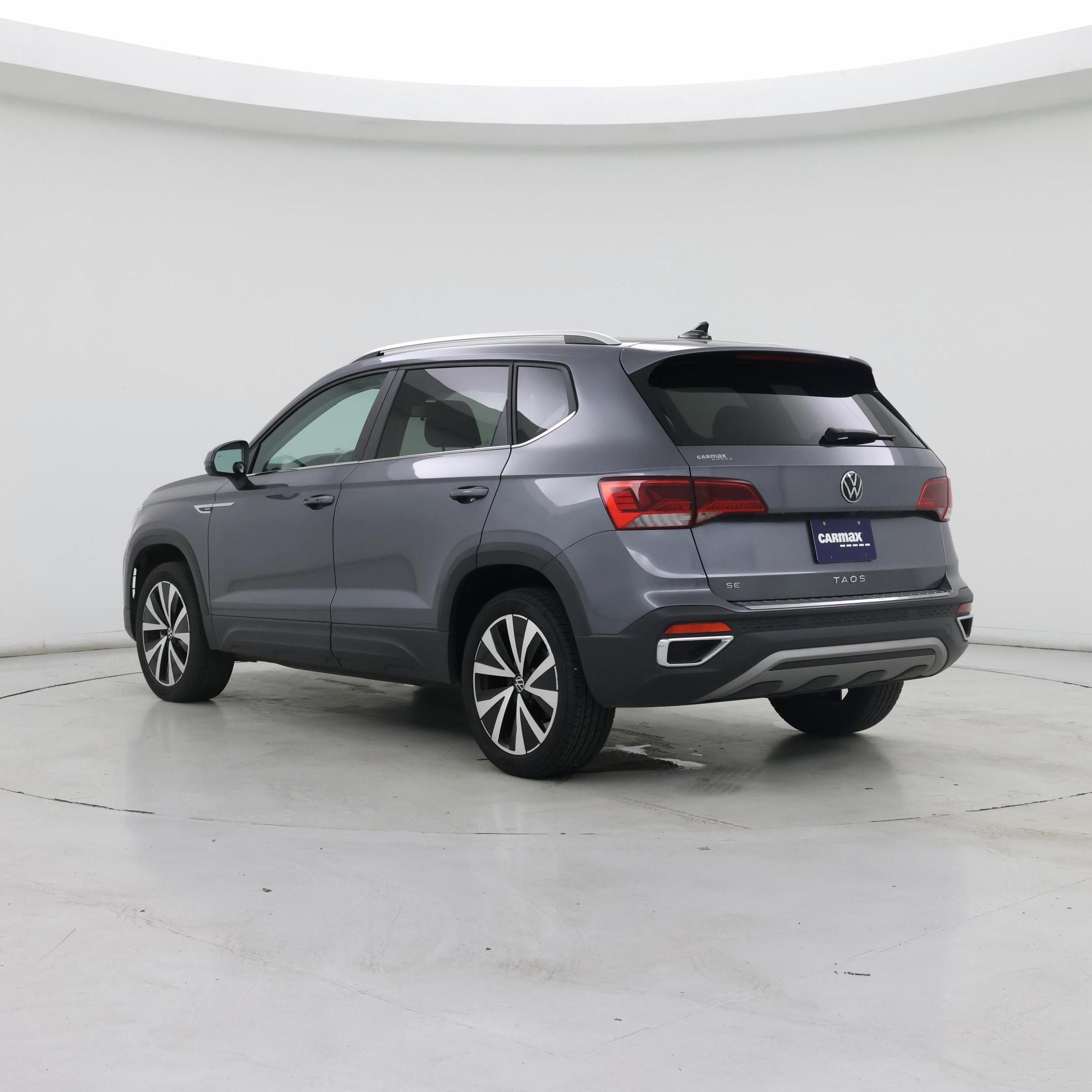Thumbnail: 2022 Volkswagen Taos - 2