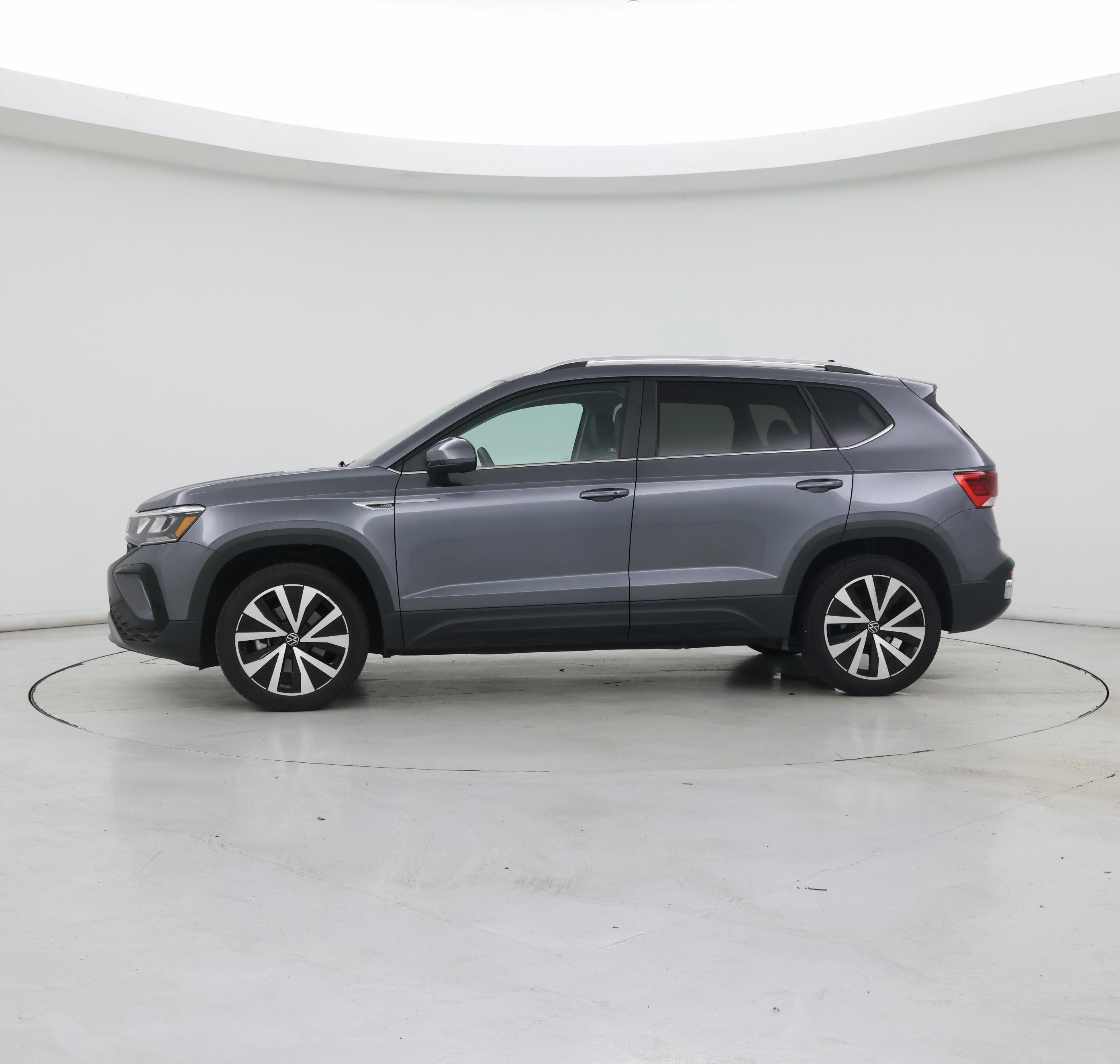 Thumbnail: 2022 Volkswagen Taos - 3