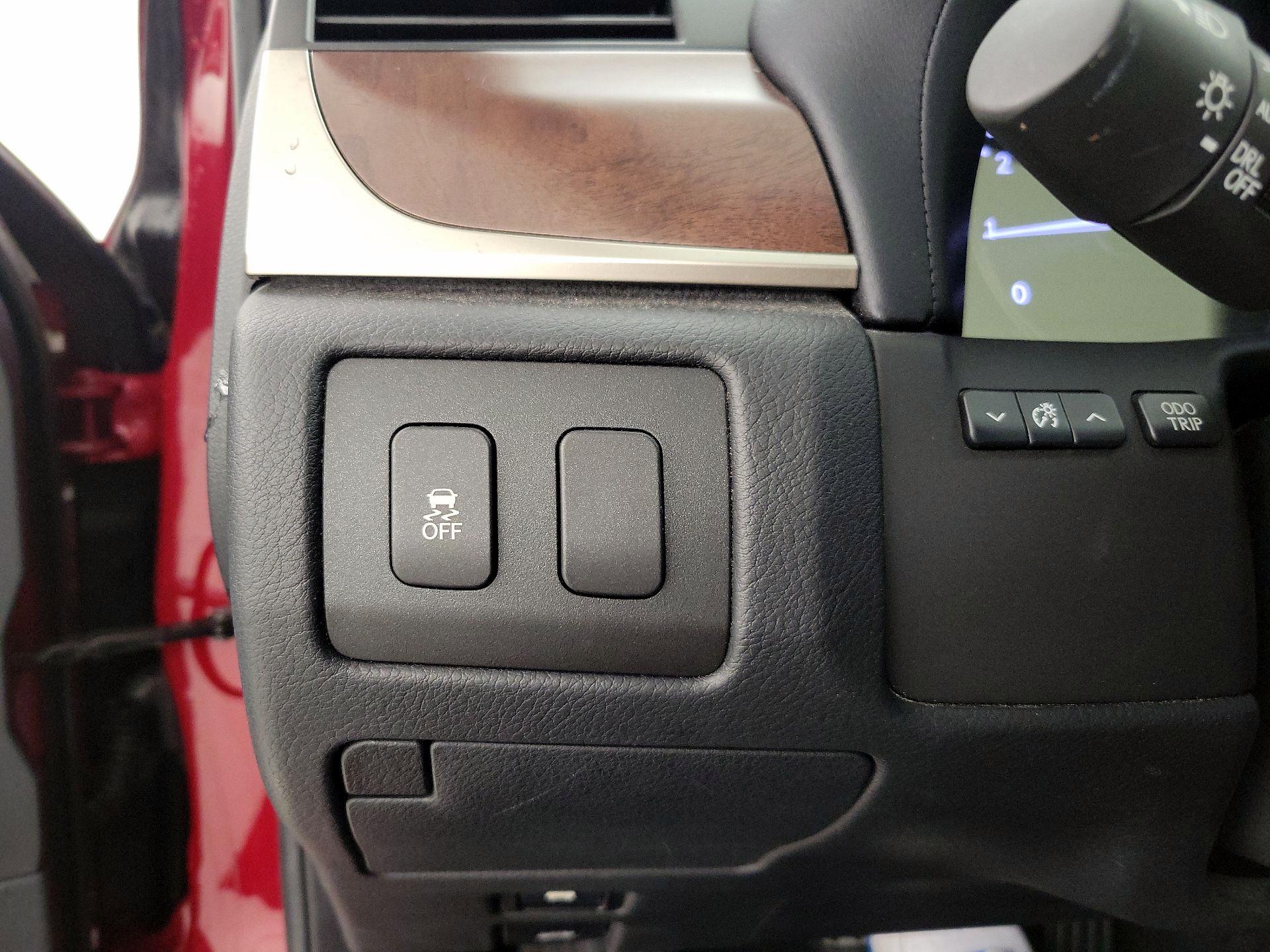 Thumbnail: 2013 Lexus GS - 13