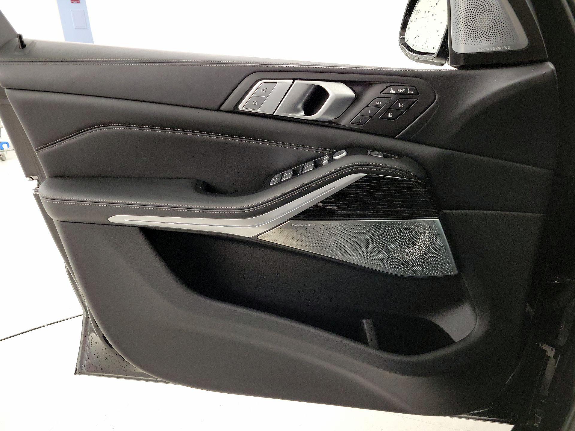 Thumbnail: 2019 BMW X7 - 12