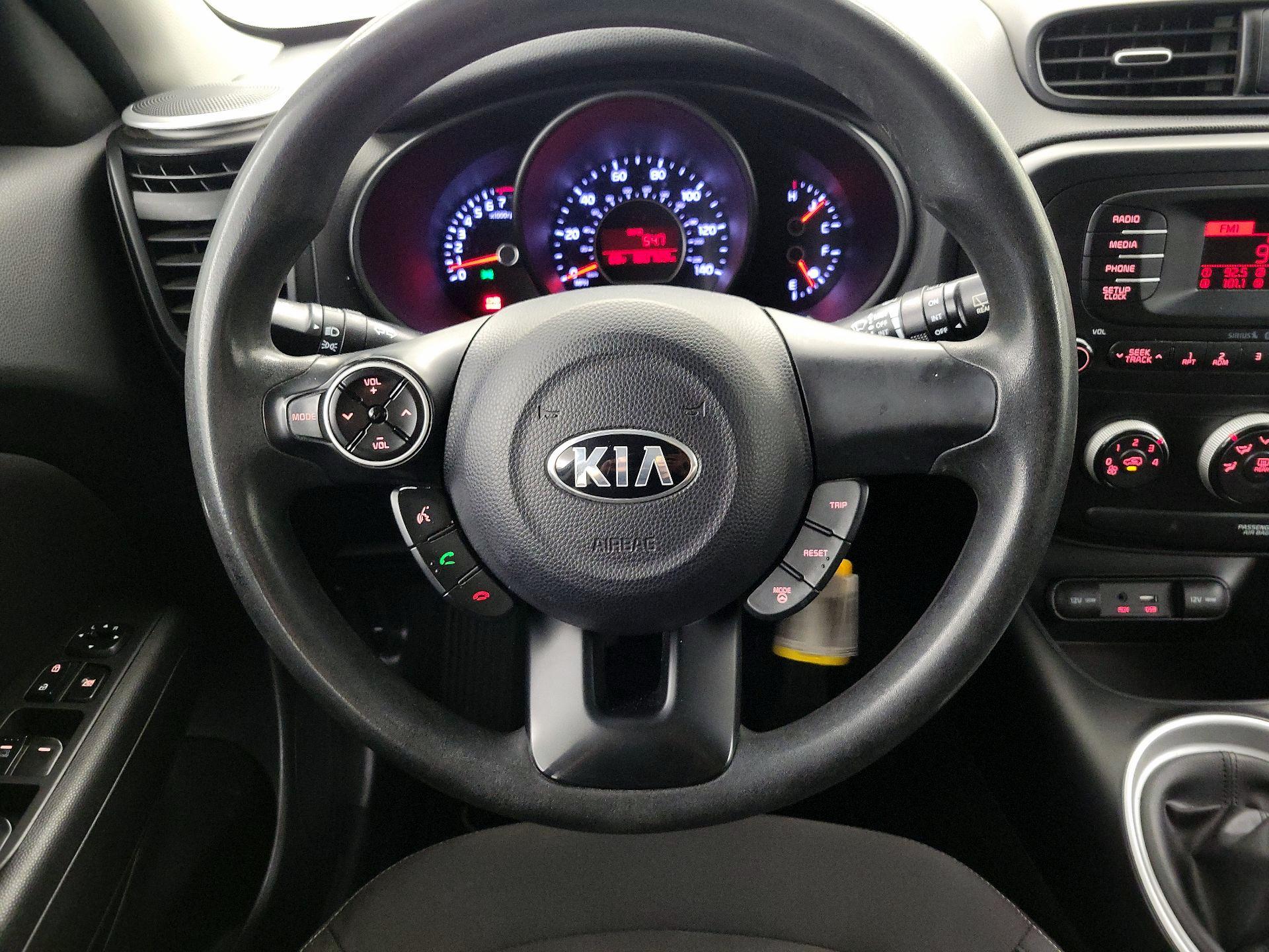 Thumbnail: 2015 Kia Soul - 10