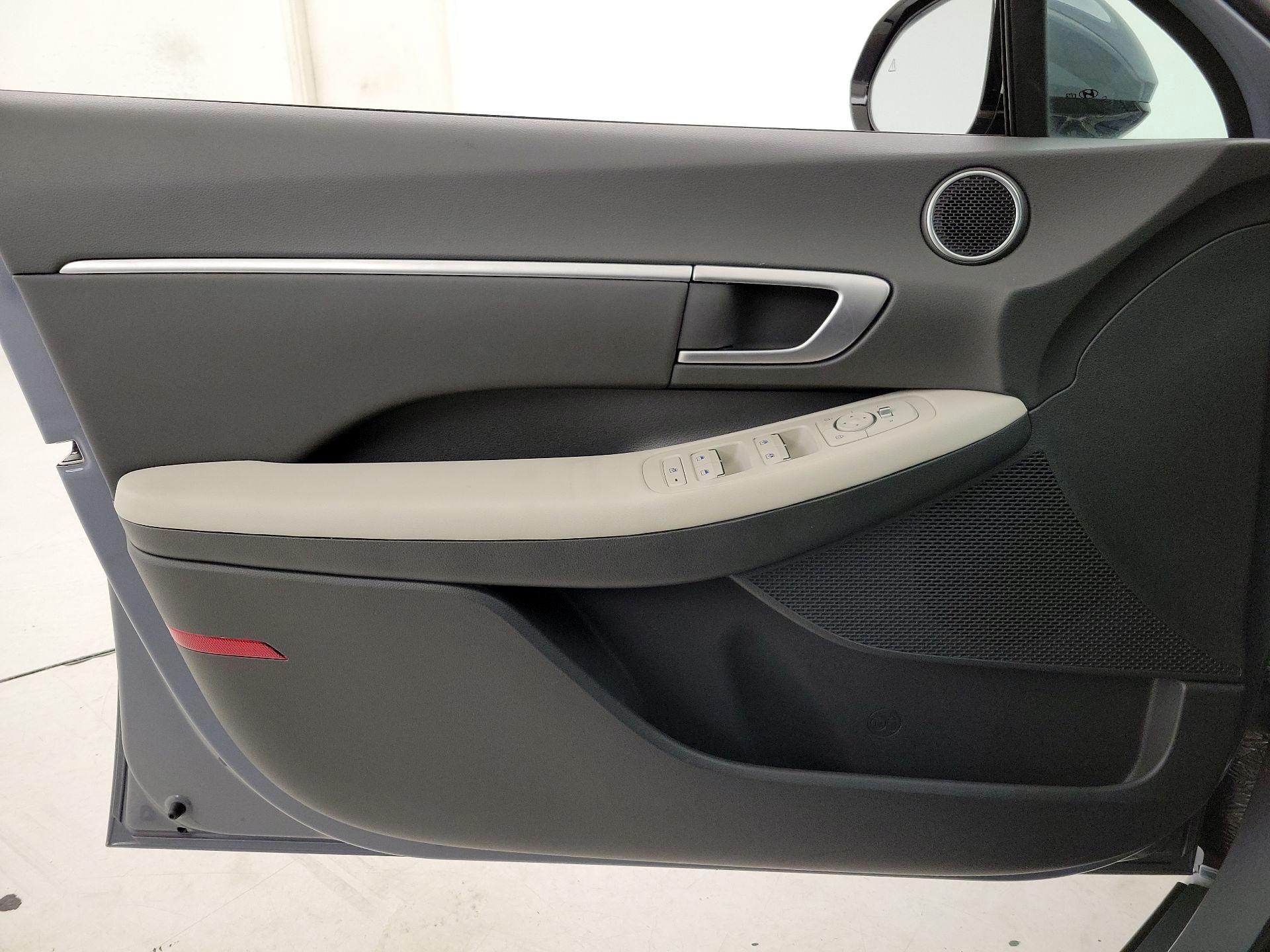 Thumbnail: 2024 Hyundai Sonata - 12