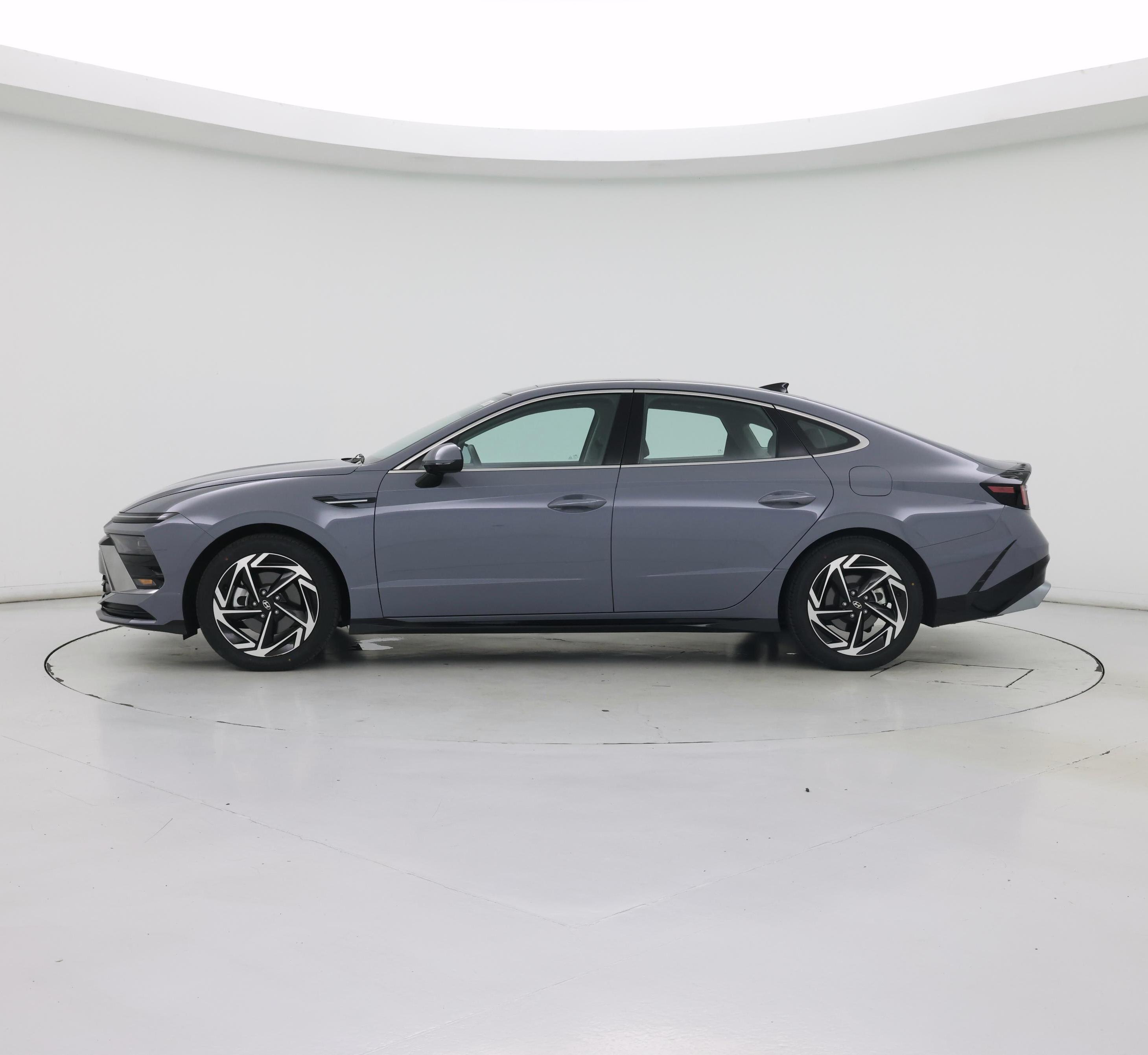 Thumbnail: 2024 Hyundai Sonata - 3