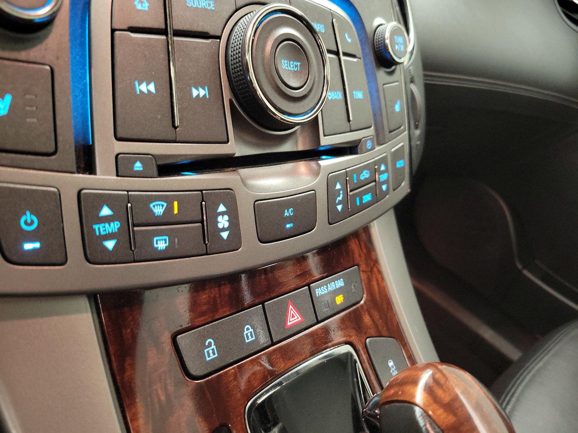 Thumbnail: 2013 Buick LaCrosse - 16