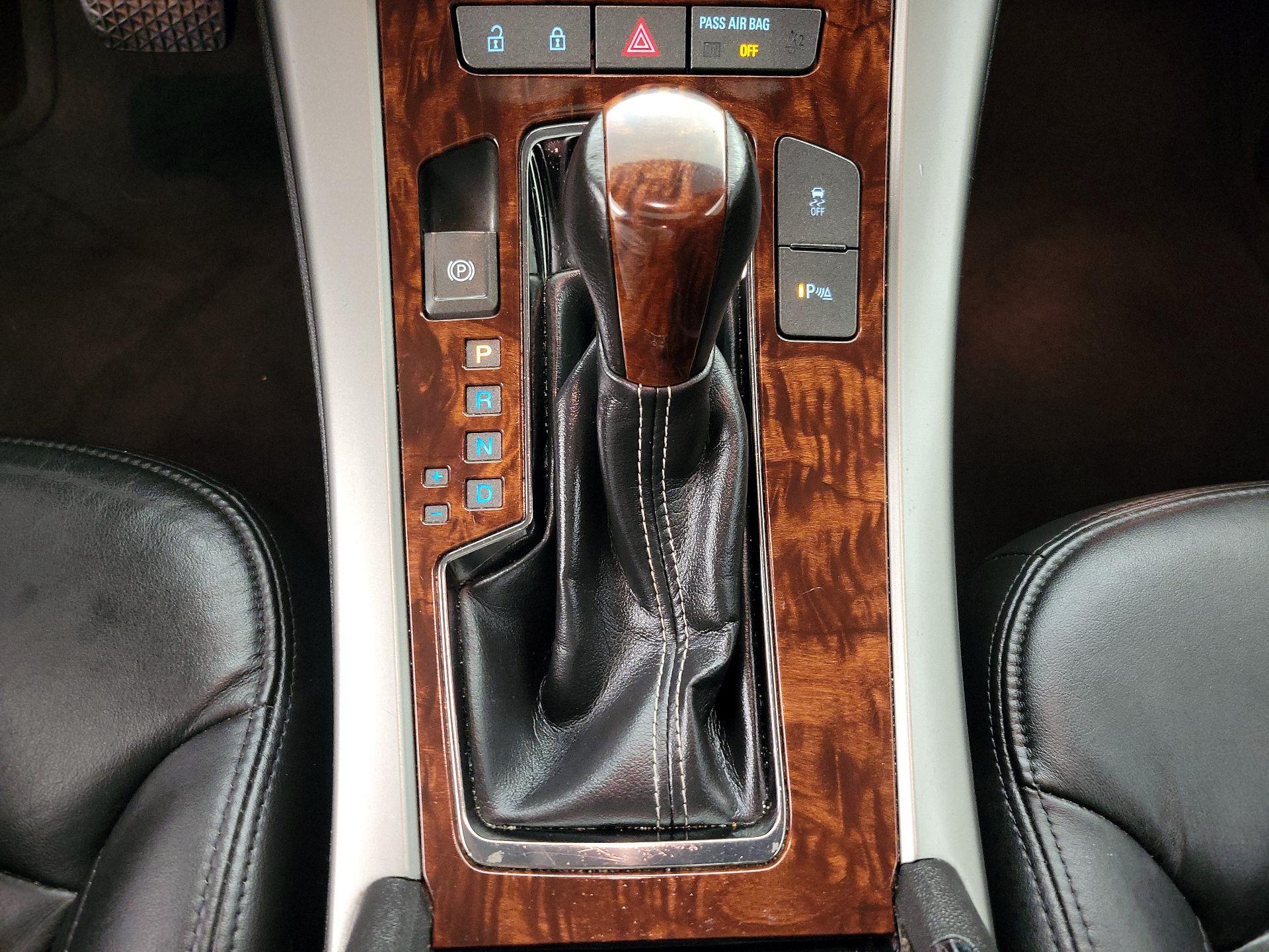 Thumbnail: 2013 Buick LaCrosse - 17