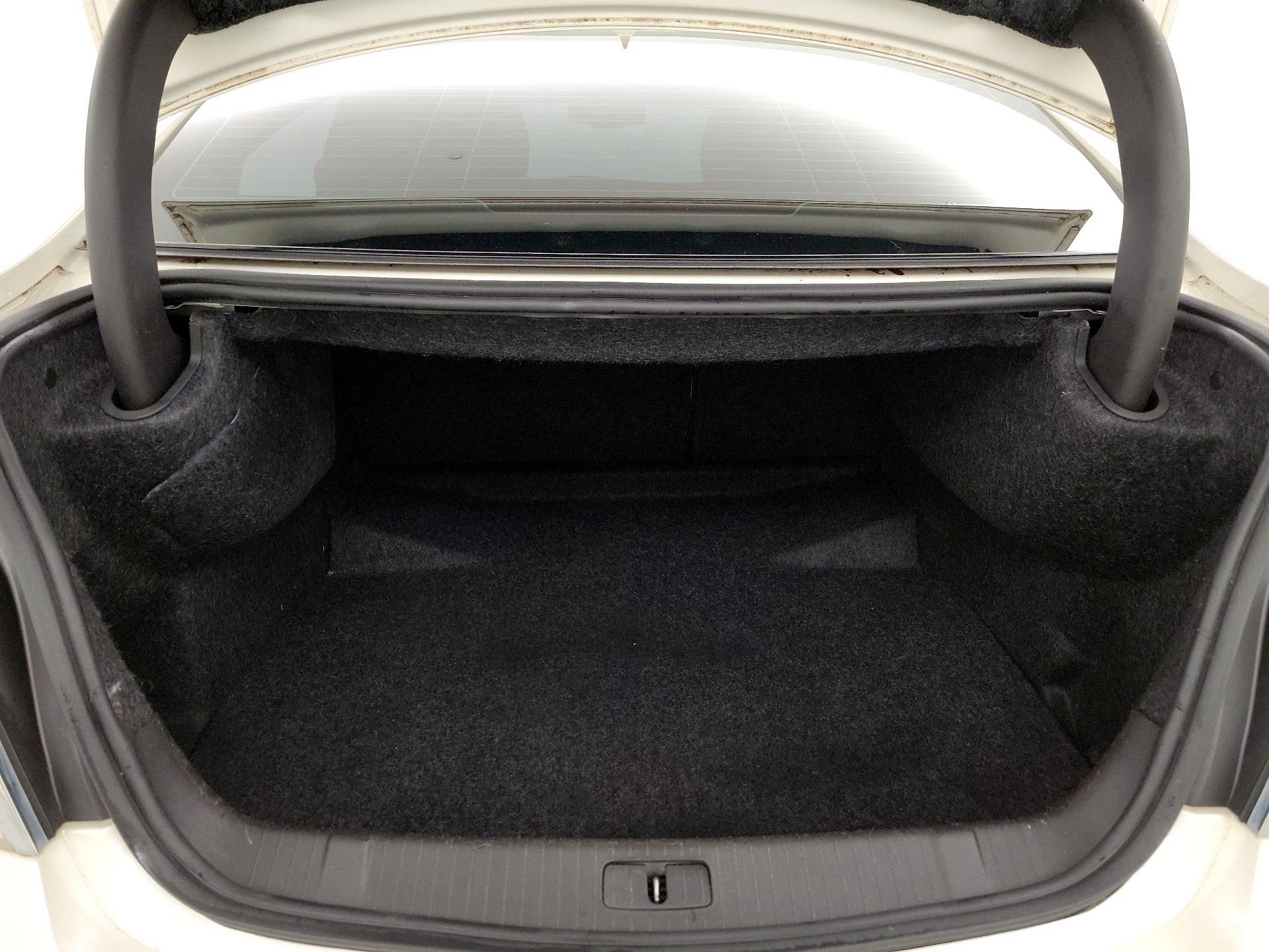 Thumbnail: 2013 Buick LaCrosse - 20