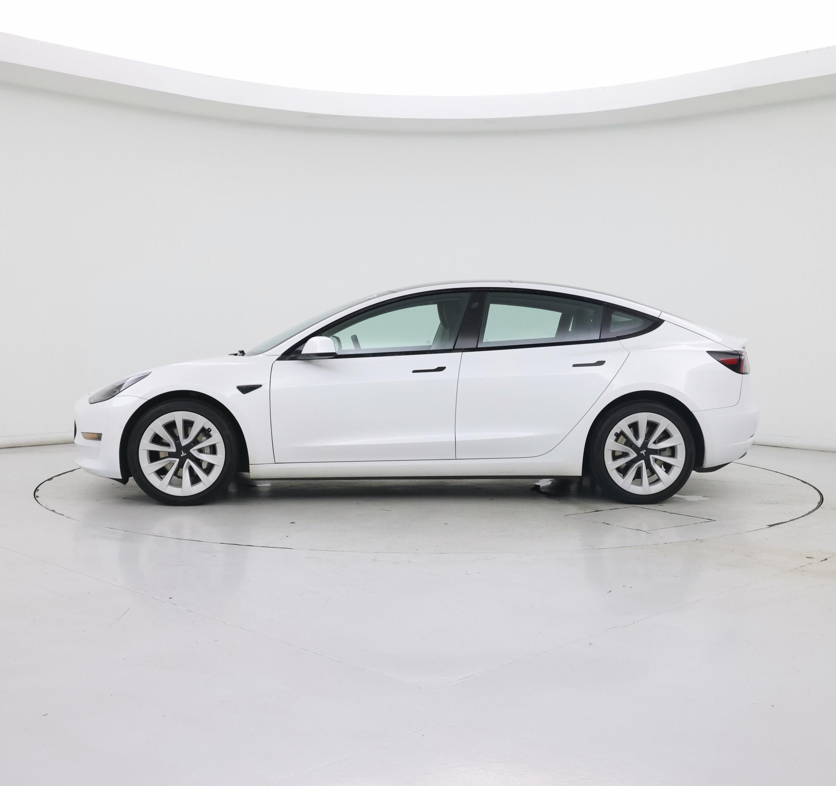 Thumbnail: 2022 Tesla Model 3 - 3